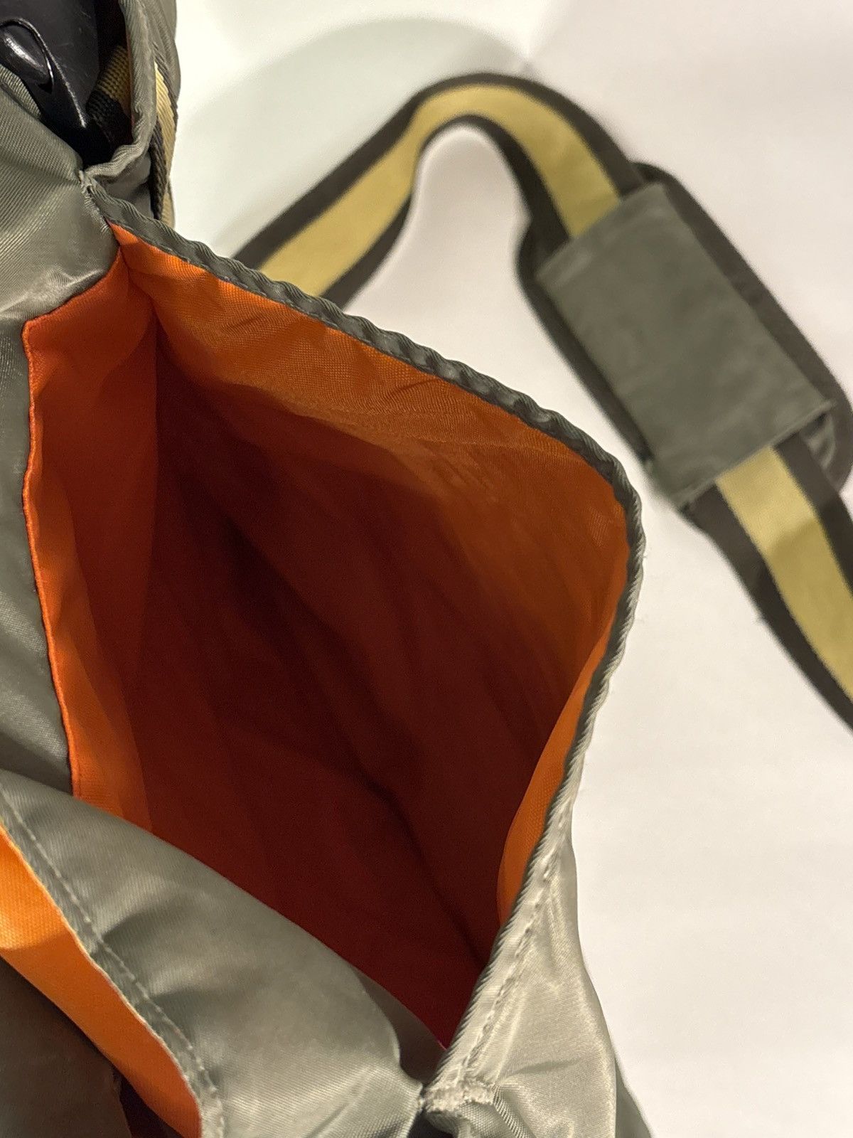 Alpha Industries Alpha Industries J-891 Flying AC AFS PILOT Messenger Bag Size ONE SIZE - 22 Thumbnail