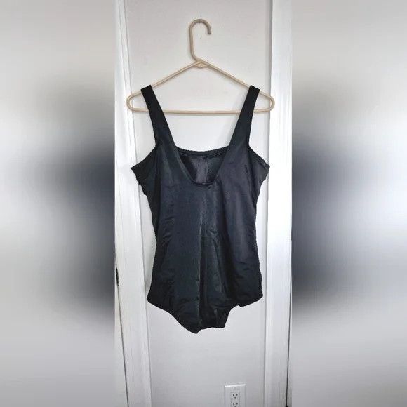 Lands' End Full Coverage One-Piece Swimsuit Sz 16 Size ONE SIZE - 4 Thumbnail