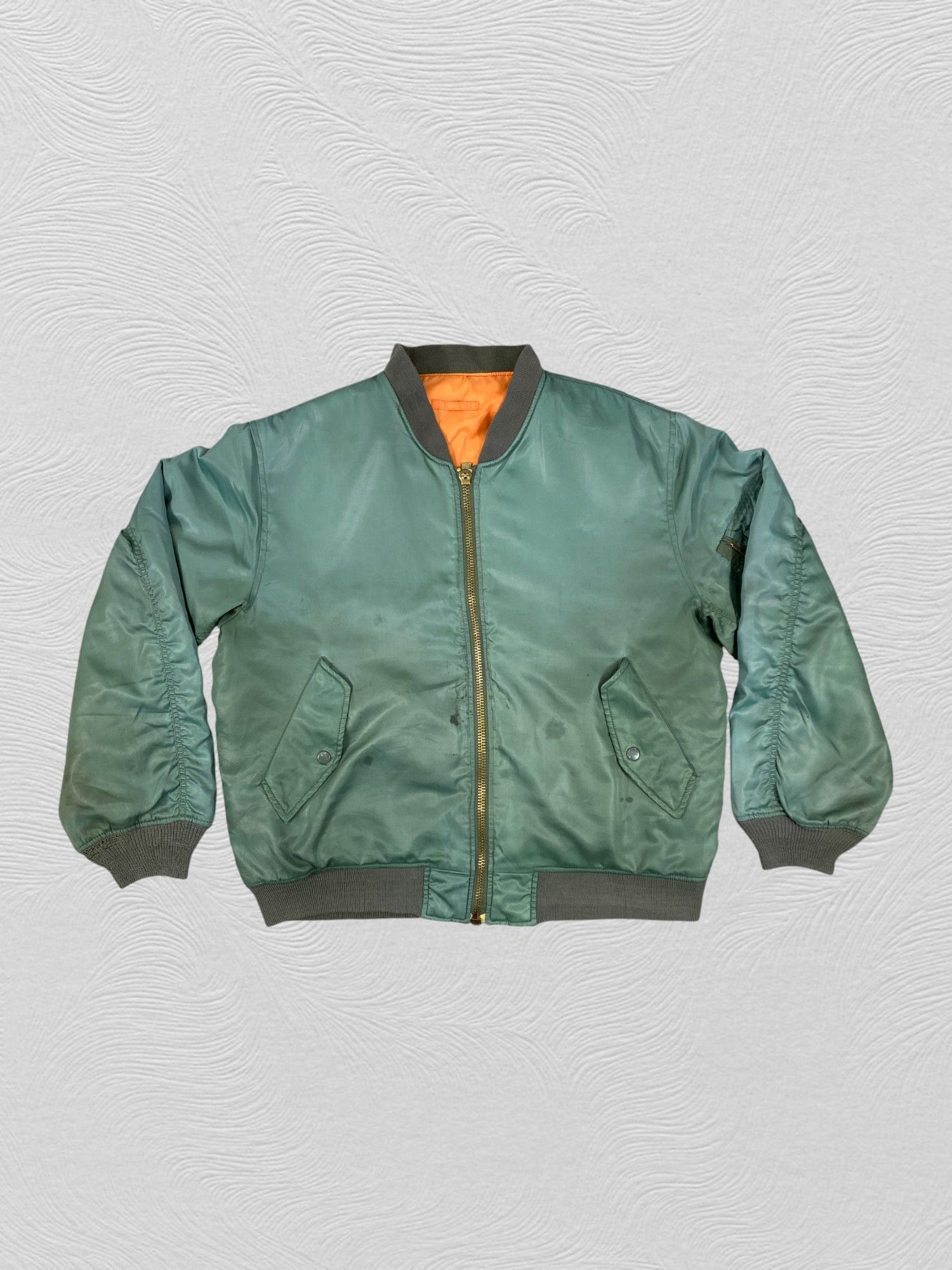Japanese Brand Vintage Distressed Flight Bomber Jacket- J362 Size US L / EU 52-54 / 3 - 1 Thumbnail