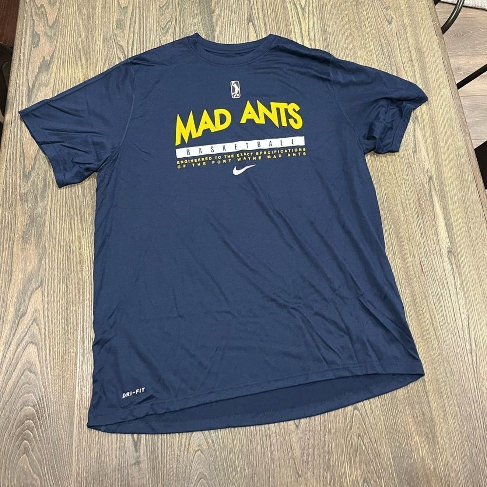 Nike NWOT Nike Womens Dri-Fit WNBA Fort Wayne Mad Ants T-Shirt XL Size XL / US 12-14 / IT 48-50 - 1 Thumbnail