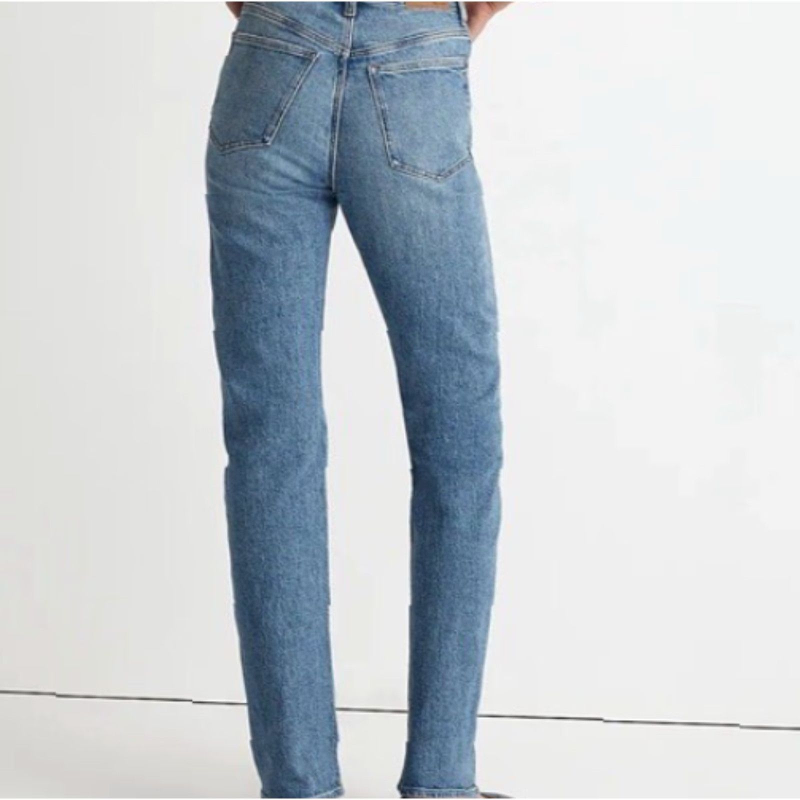Madewell Madewell Petite 90s Straight Jeans Enmore Wash Size 32P Medium Wash Blue Womens Size 24" / US 00 / IT 34 - 3 Thumbnail