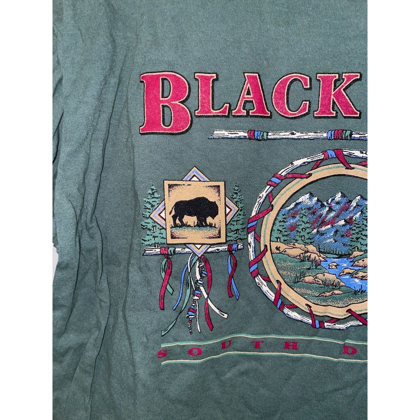 Vintage Vintage Black Hills Shirt South Dakota Native Tee VTG 90s Size US L / EU 52-54 / 3 - 2 Thumbnail