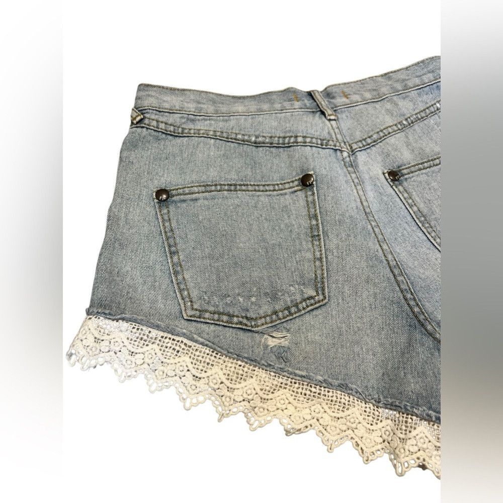 Free People Free People Blue Denim Jeans Shorts White Lace Trim in Sz Size 25" / US 0 / IT 36 - 6 Thumbnail
