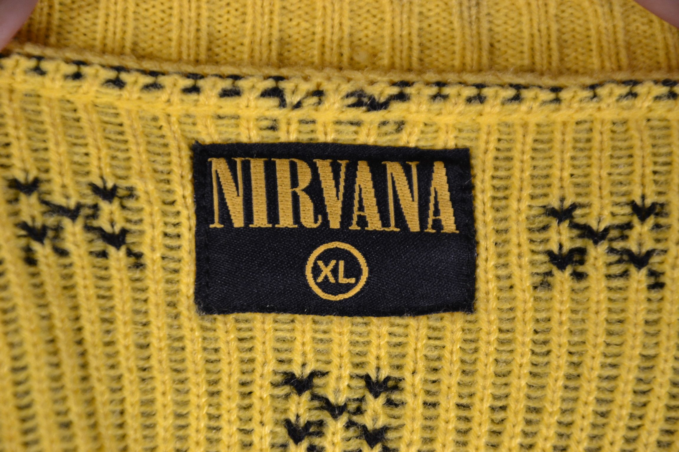 Other NIRVANA Sweatshirt Sweater XL Mens 2016 Smile Kurt Cobain Size US XL / EU 56 / 4 - 7 Thumbnail