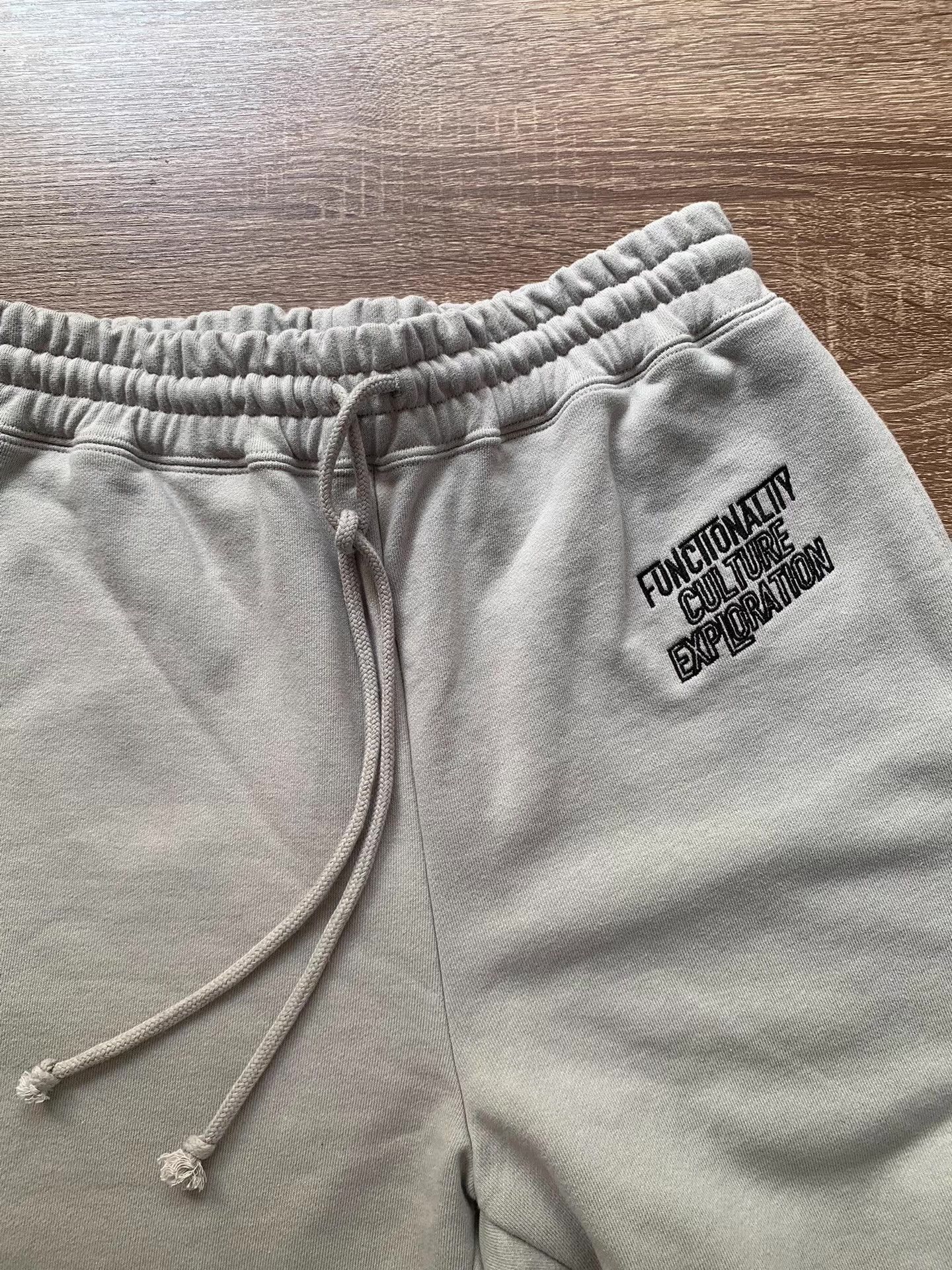 F/CE F/CE. EMBROIDERY SWEAT PT Ｑ22 Size US 34 / EU 50 - 4 Thumbnail