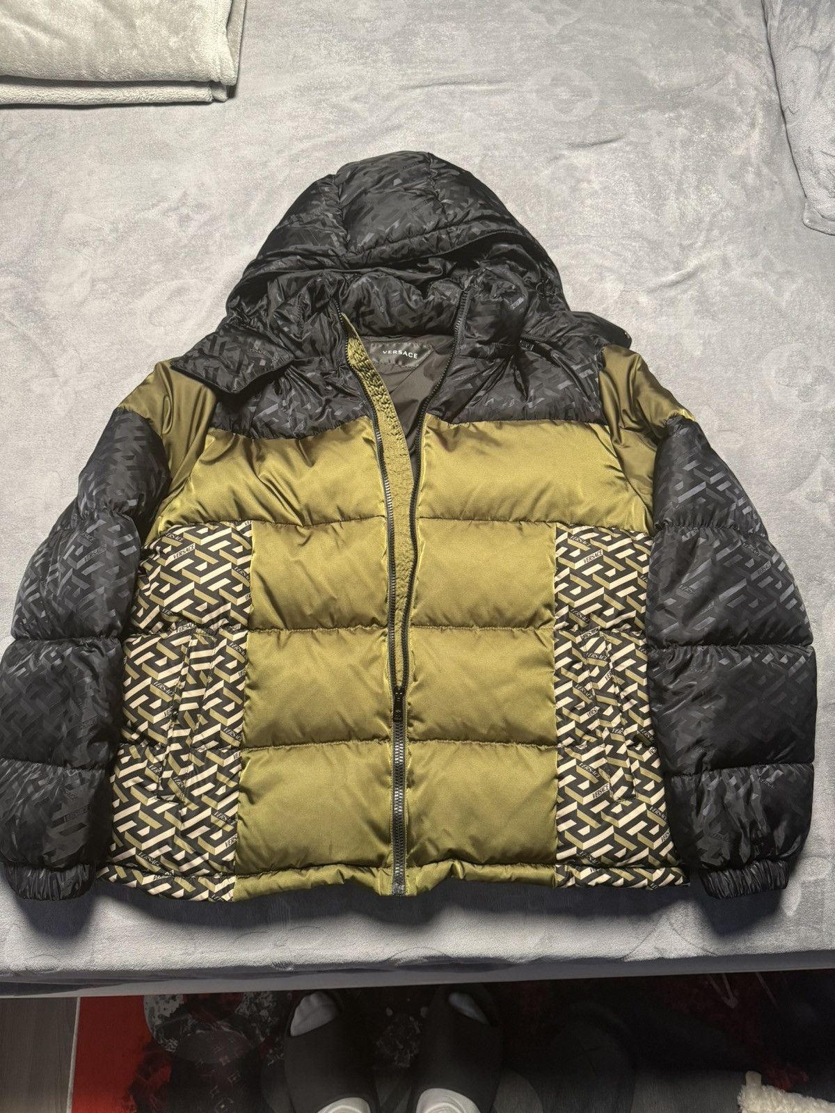 Versace Versace Colorblock Pattern Puffer Coat Size US XXL / EU 58 / 5 - 2 Thumbnail