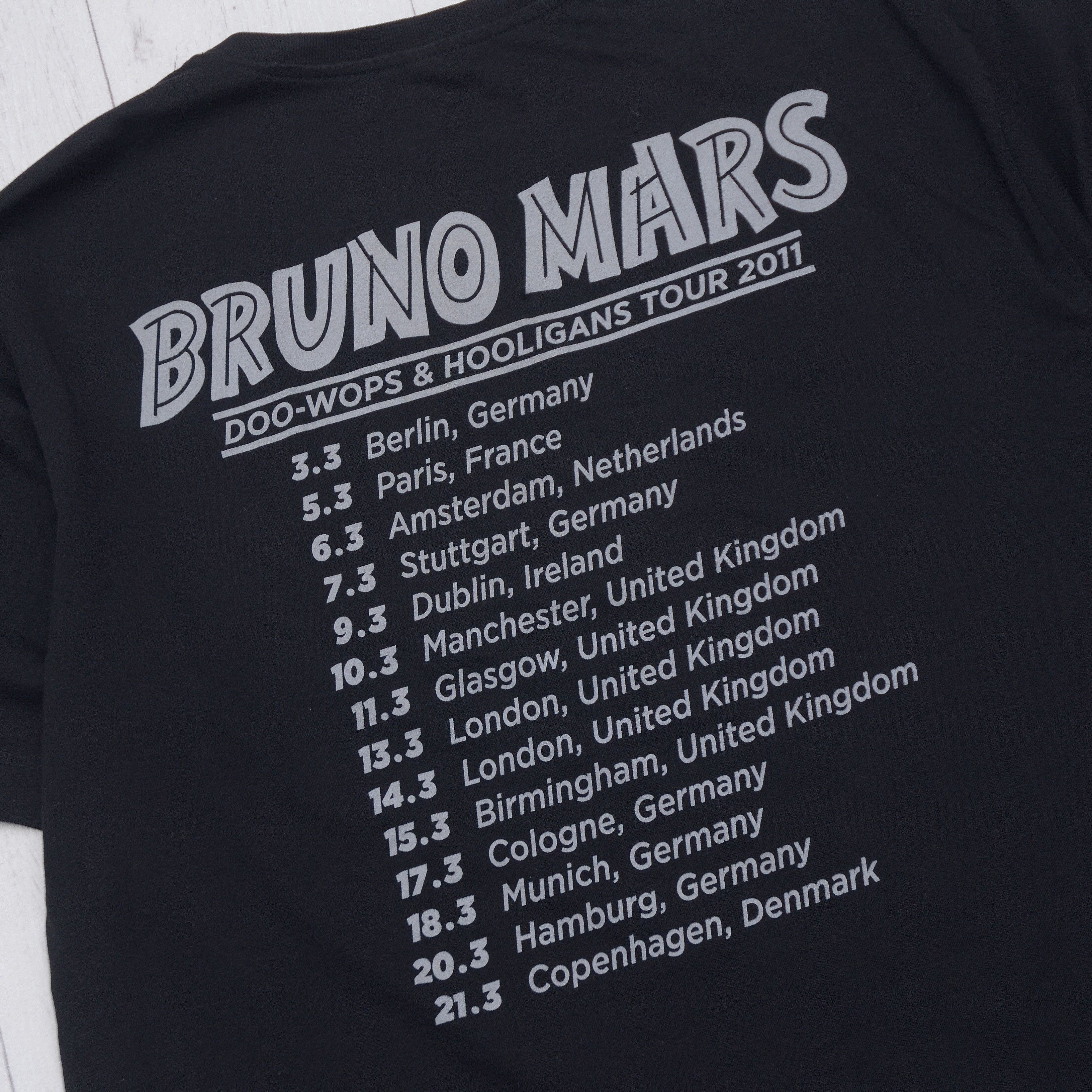 Band Tees Bruno Mars World Doo-wops & hooligans Tour 2011 T-shirt Tee Size US XL / EU 56 / 4 - 5 Thumbnail
