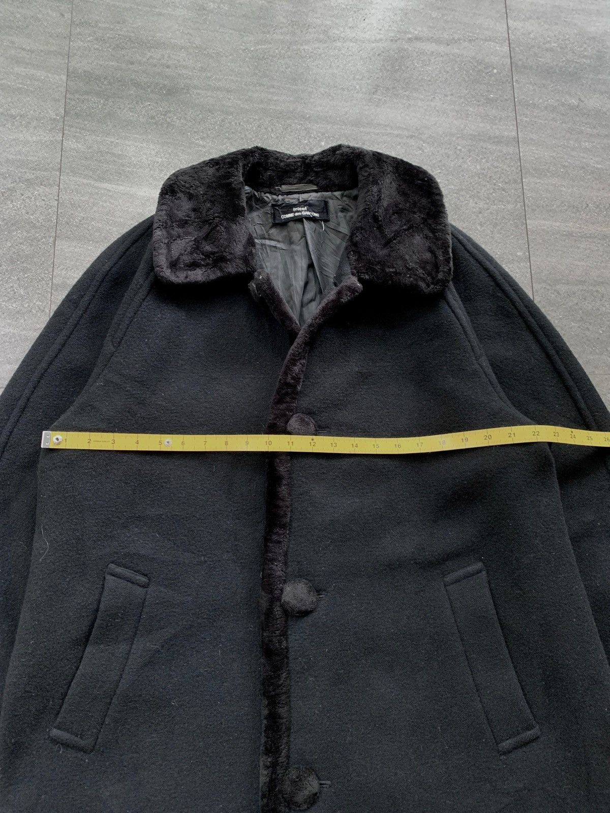 Comme des Garcons FREE TAX! 1991 Heavy Wool Fur Collared Coat Jacket Size US M / EU 48-50 / 2 - 13 Thumbnail