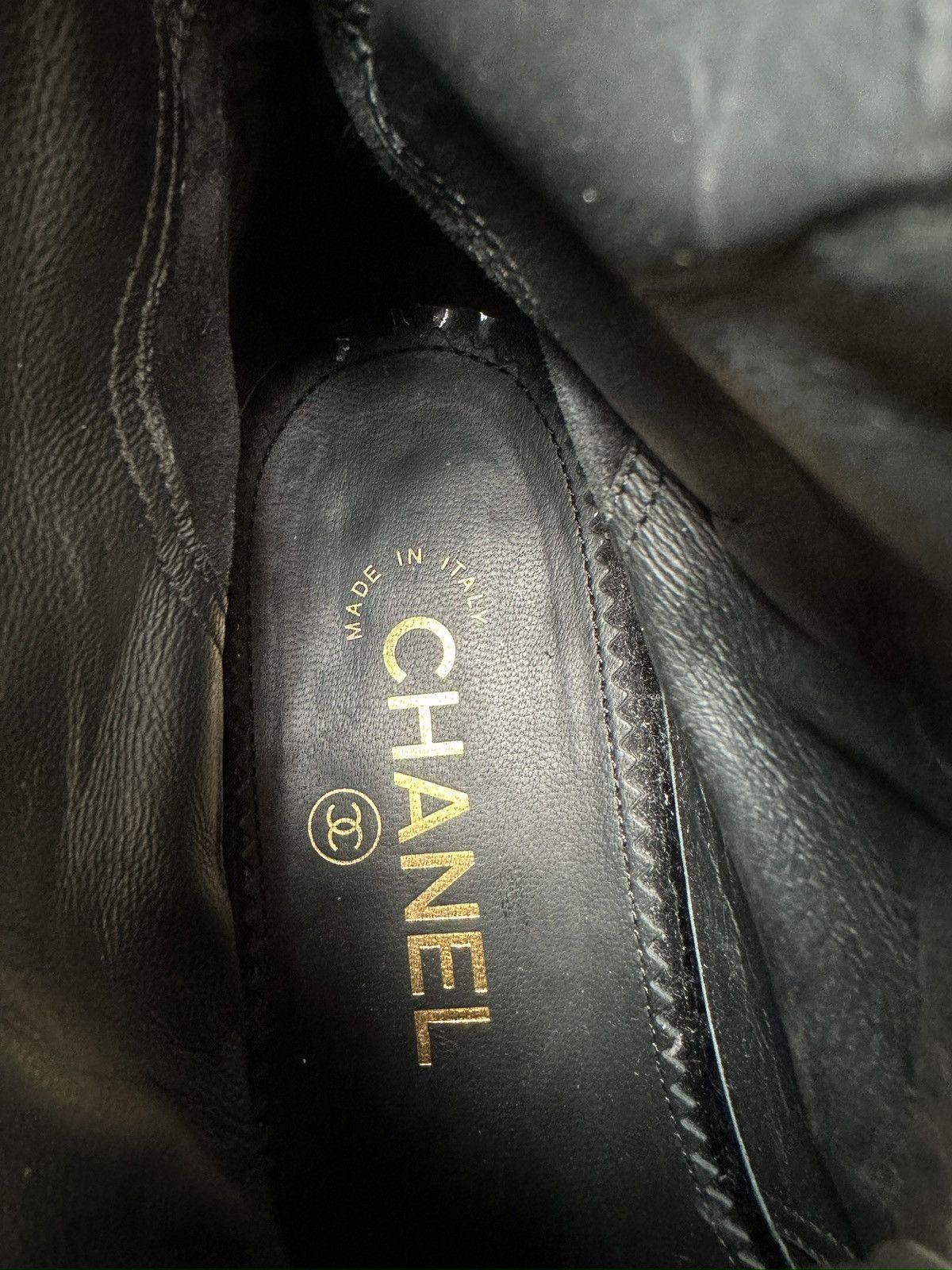 Chanel Chanel interlocking CC Logo Utah Eagle Black Biker Boots Size US 7 / IT 37 - 21 Thumbnail