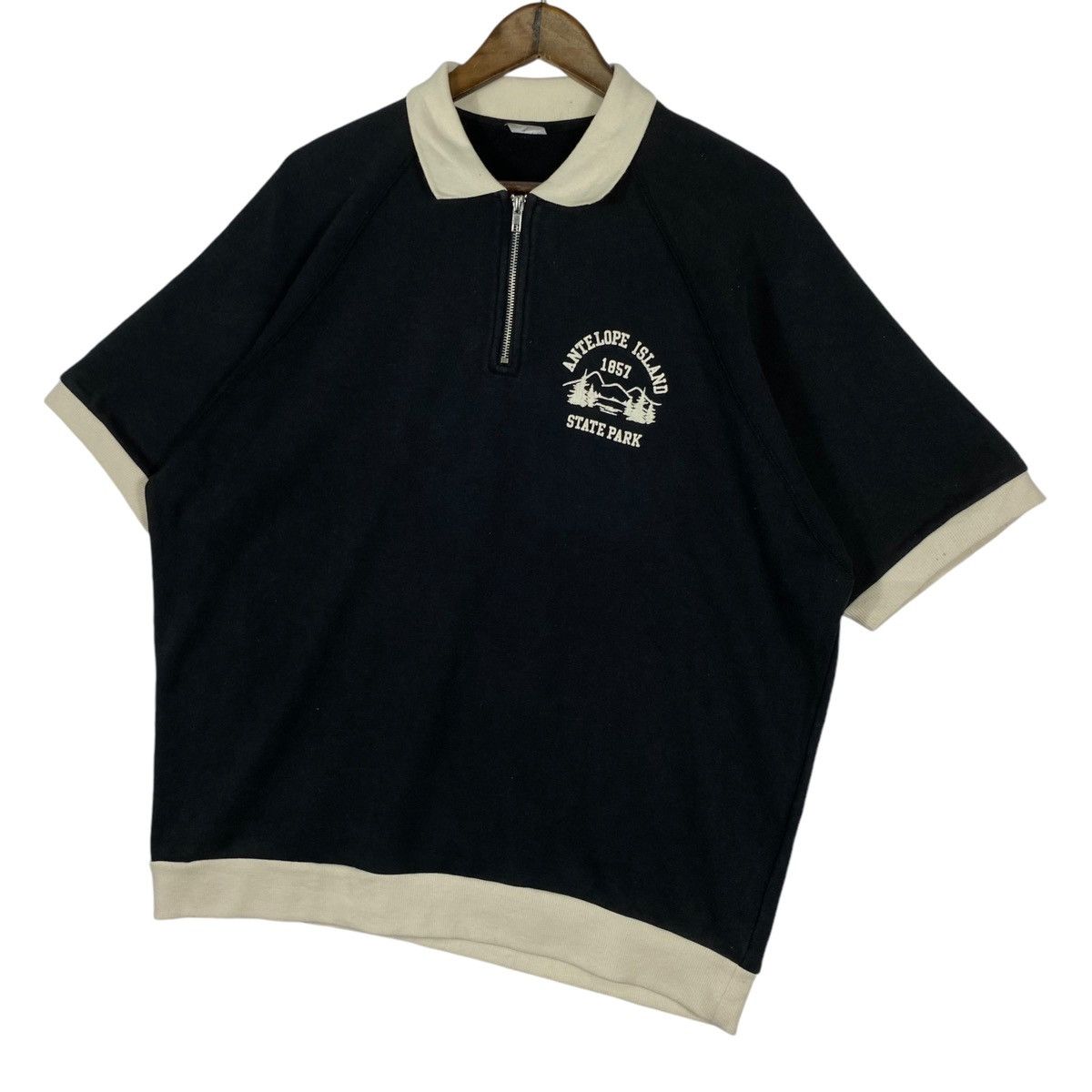 Vintage Vintage Antelope Island Quater Zip Collarneck Short Size US M / EU 48-50 / 2 - 3 Thumbnail