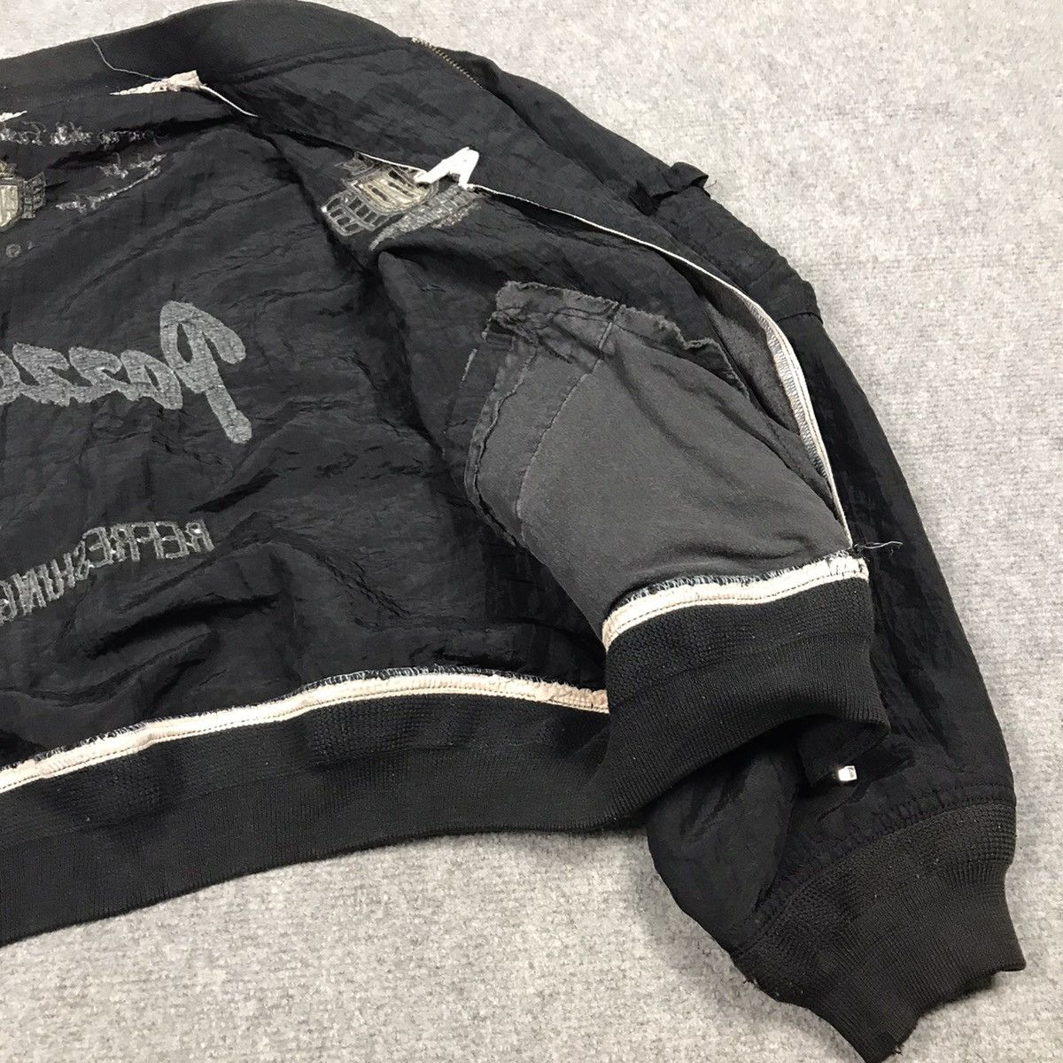 Japanese Brand PAZZO CLUB JAPANESE EMBROIDERY LOGO MA-1 STYLE JACKET Size US M / EU 48-50 / 2 - 12 Thumbnail