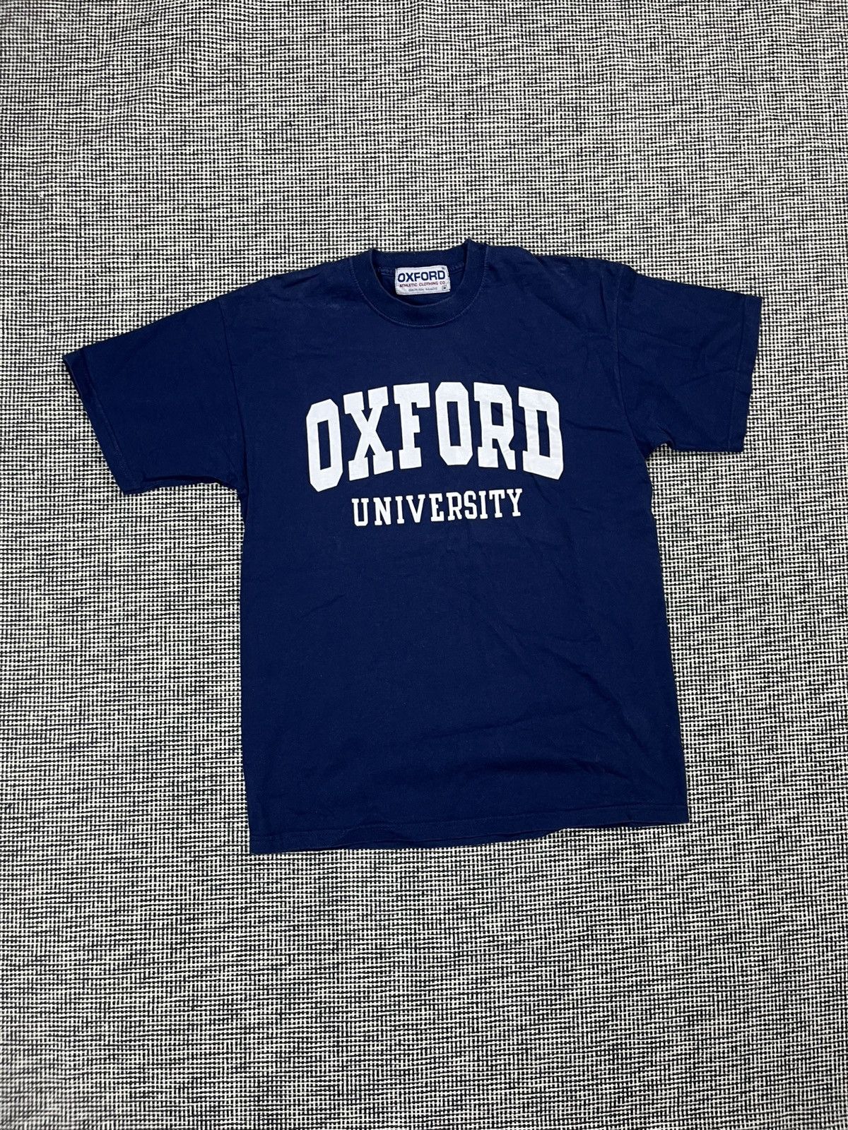 Vintage Oxford university 90s vintage college t-shirt streetwear uk Size US M / EU 48-50 / 2 - 1 Thumbnail