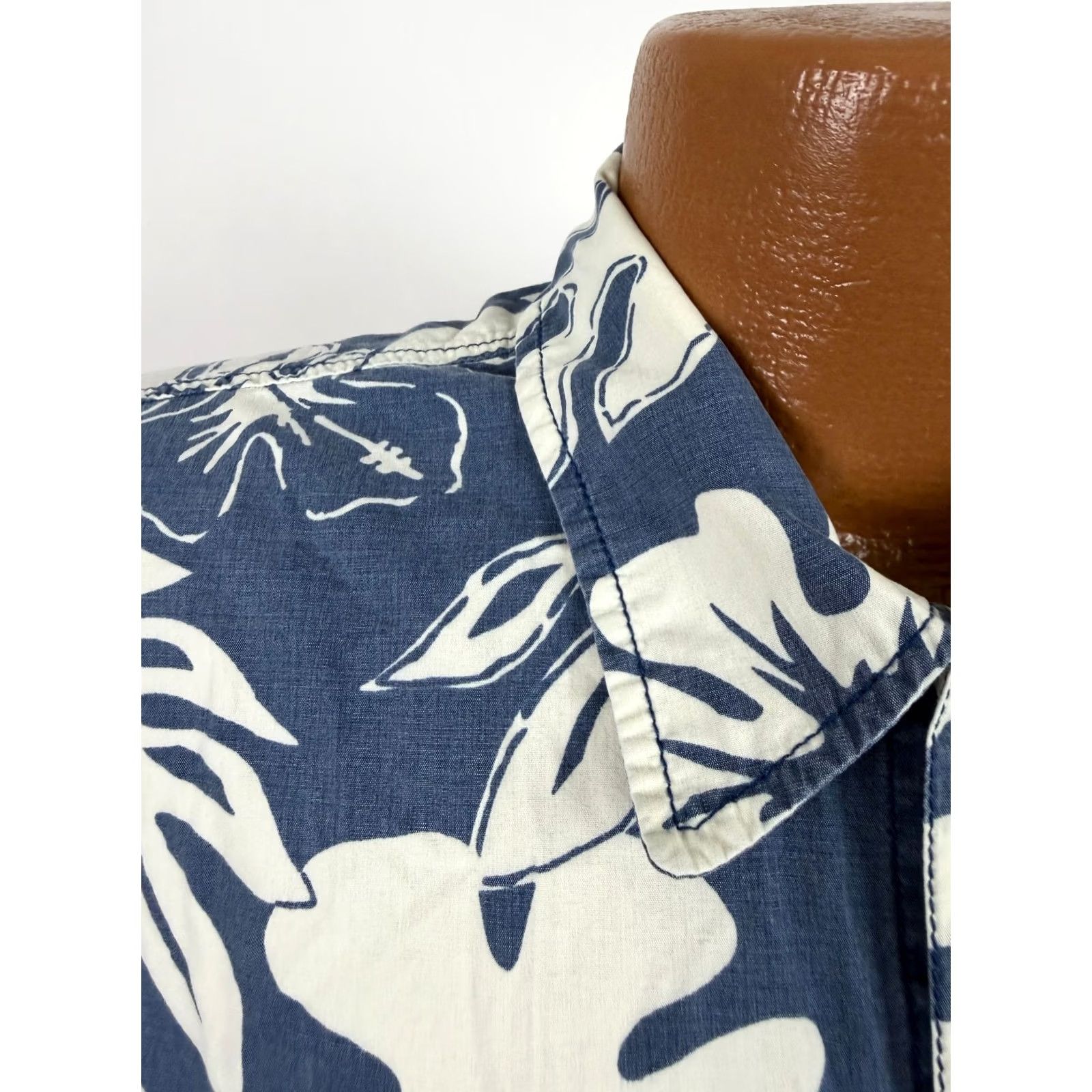 Quiksilver VINTAGE Quiksilver Shirt Men XL Hawaiian Floral Leaf Surf Skate Beach Cotton Blue 90s Size US XL / EU 56 / 4 - 5 Thumbnail