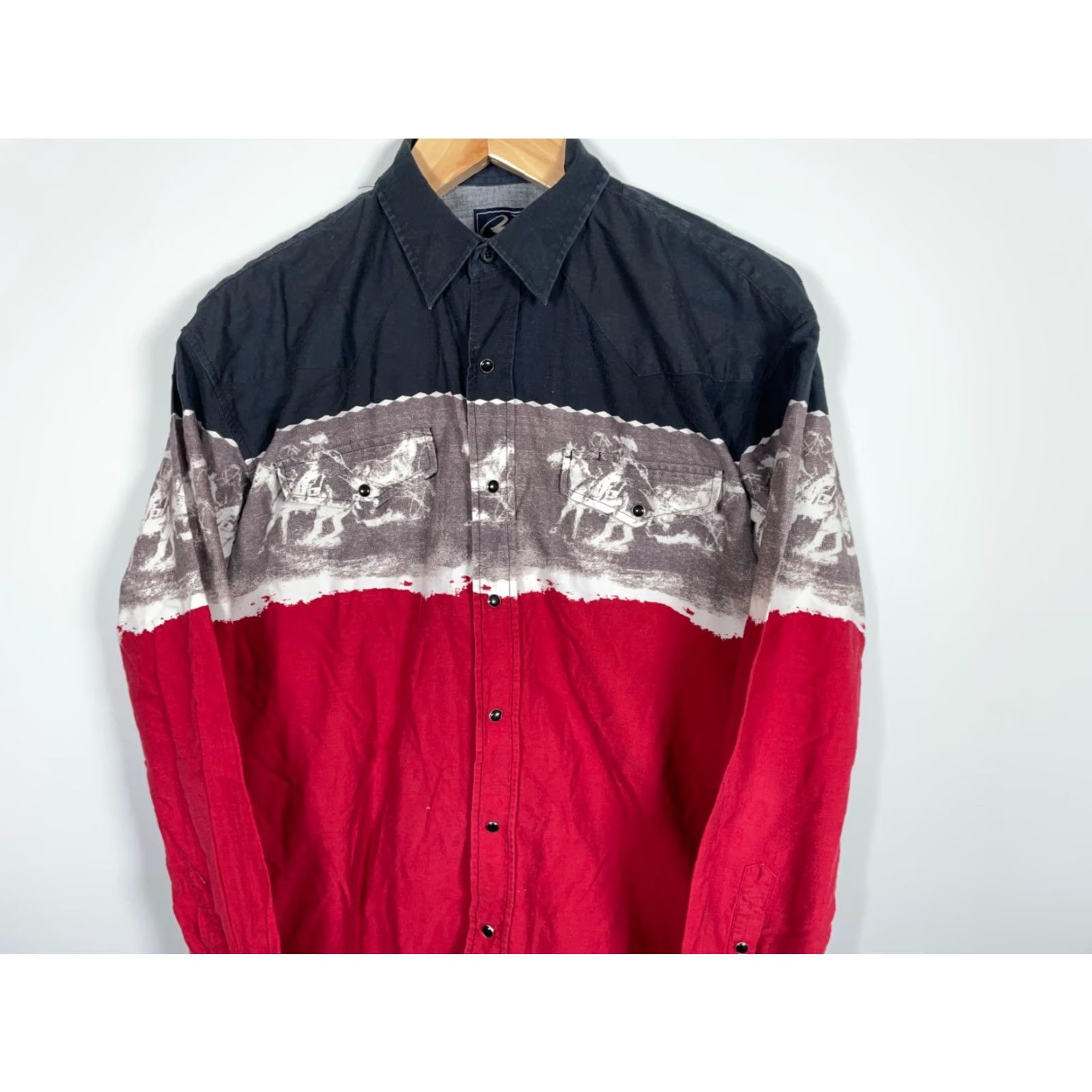 Roper Roper Shirt Men's Large Red Black Western Horse Motif Long Sleeve Button-Up 90s Size US L / EU 52-54 / 3 - 4 Thumbnail