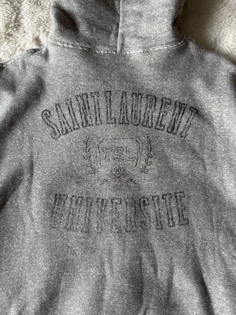 Saint Laurent Paris Saint Laurent Paris Grey logo sweatshirt. Size US S / EU 44-46 / 1 - 5 Thumbnail