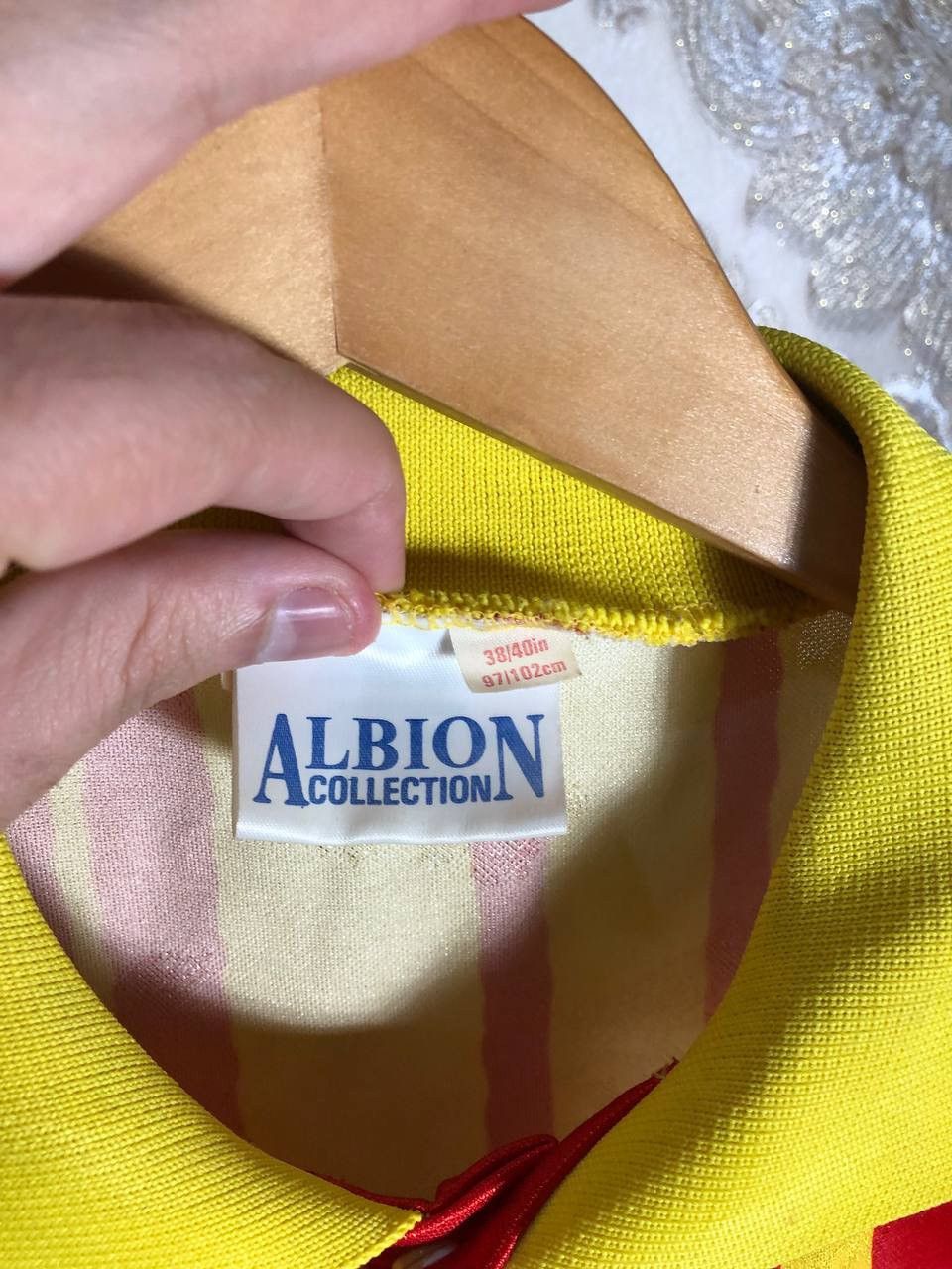 Vintage VERY RARE WEST BROMWICH ALBION ENGLAND SOCCER JERSEY 90s Y2K Size US XL / EU 56 / 4 - 6 Thumbnail