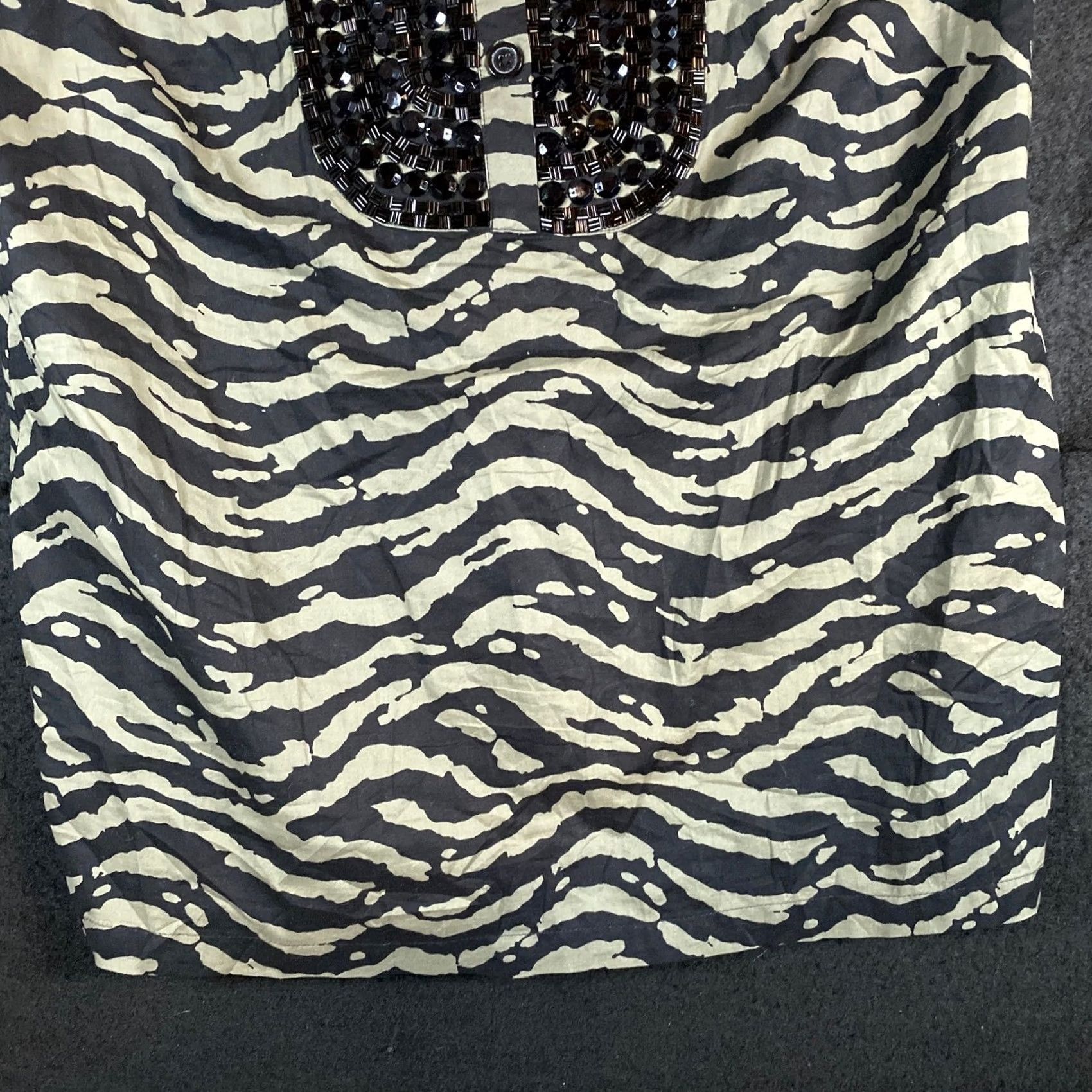 Vintage Michael Kors Women Blouse Black Green Animal Print Beaded Sleeveless Small Size S / US 4 / IT 40 - 3 Thumbnail