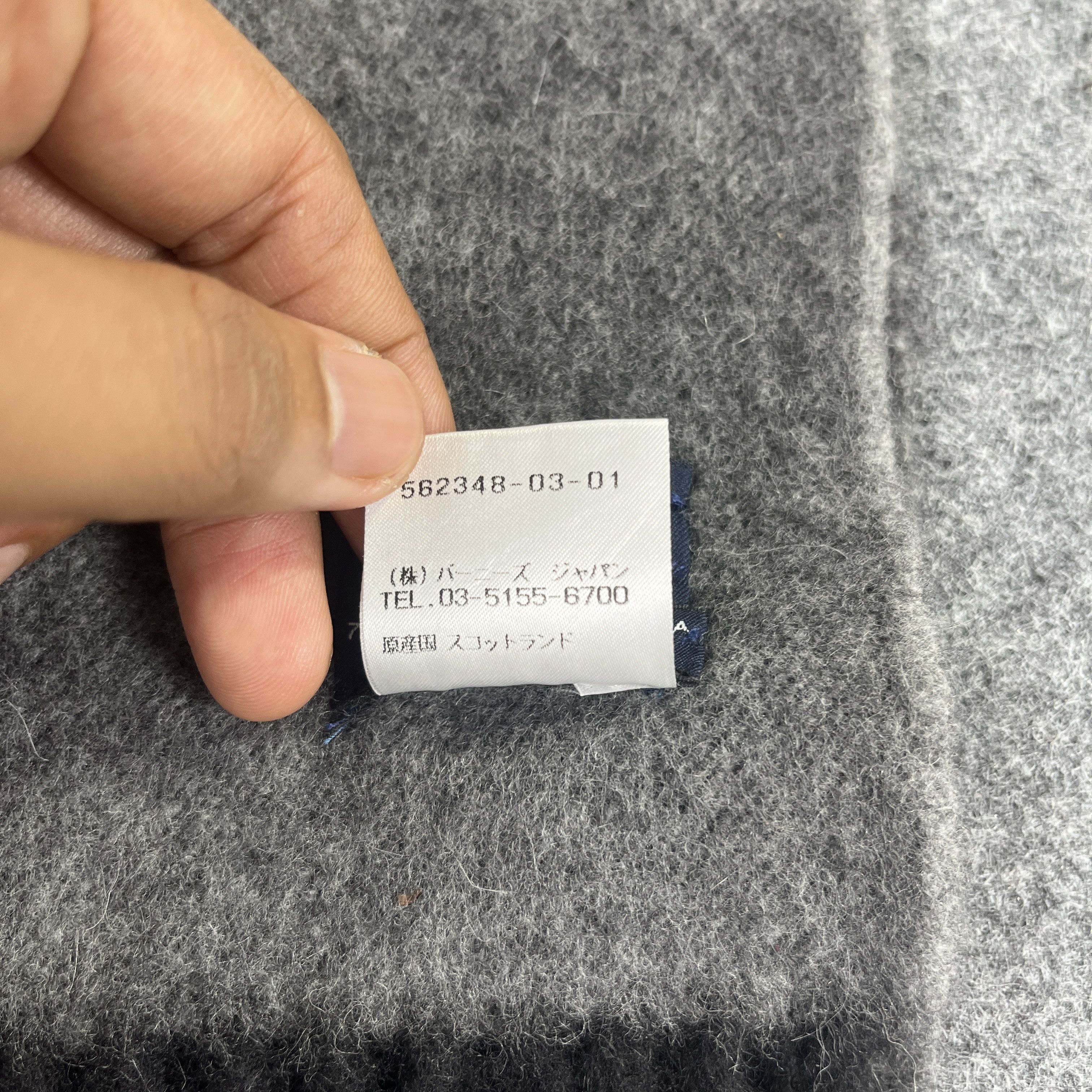 Barneys New York Drake Scarf / Muffler / Neckwear T957 Size ONE SIZE - 7 Thumbnail