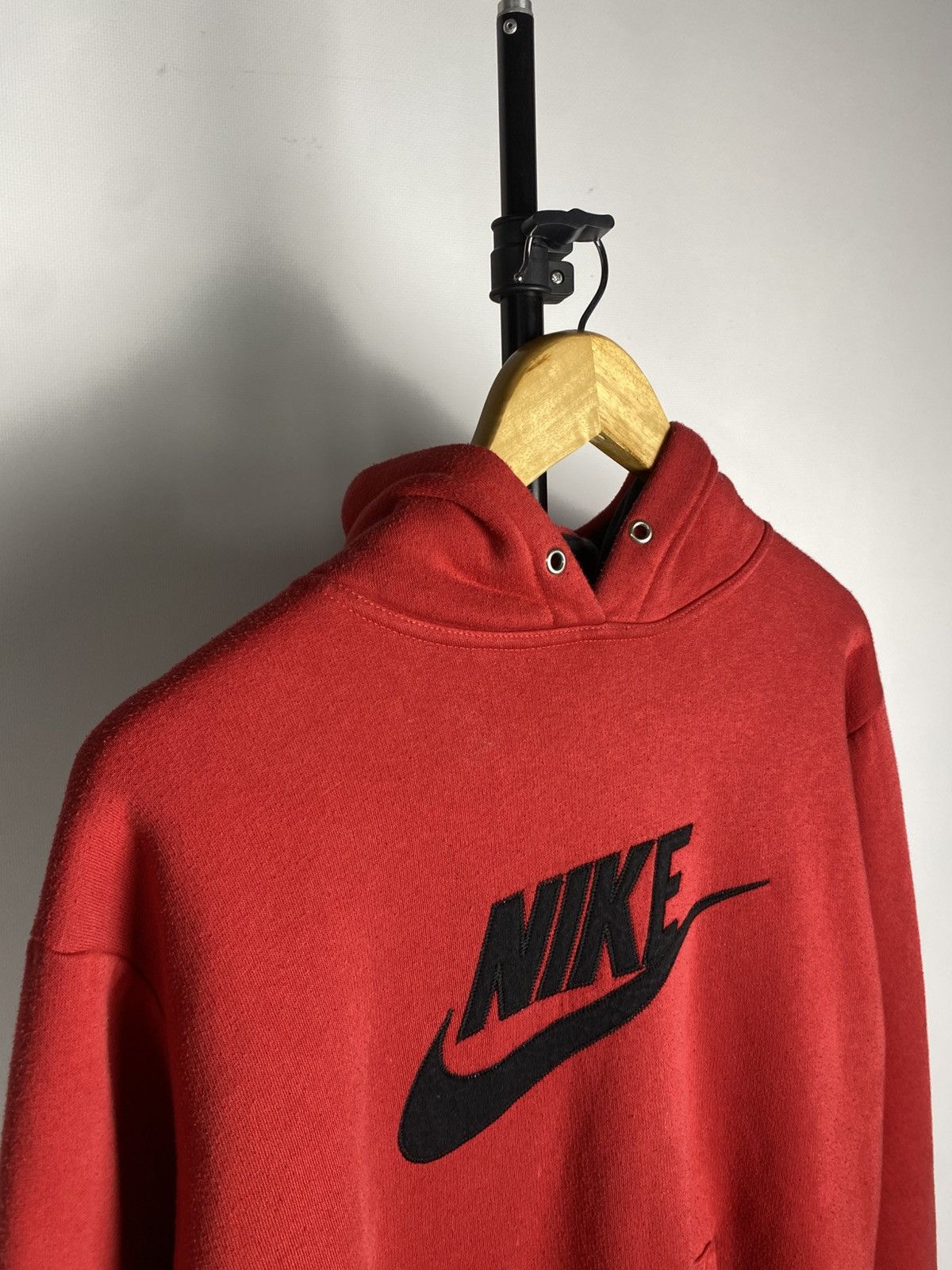 Nike × Vintage Vintage 90s Nike Faded Red y2k baggy sk8 hoodie Size US S / EU 44-46 / 1 - 3 Thumbnail