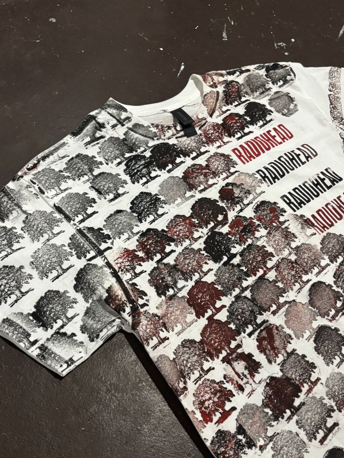 Band Tees Radiohead AOP 1 of 1 Size US L / EU 52-54 / 3 - 2 Thumbnail