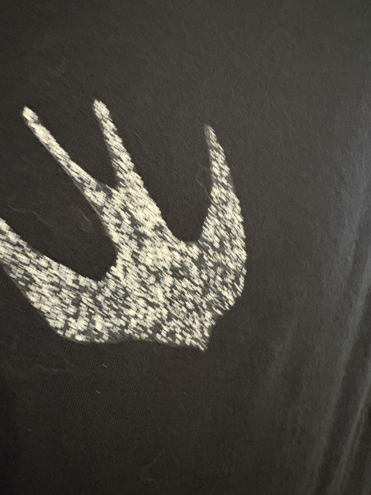Alexander McQueen Alexander McQueen Swallow Tshirt Distressed Thrashed Grail Size US M / EU 48-50 / 2 - 4 Thumbnail