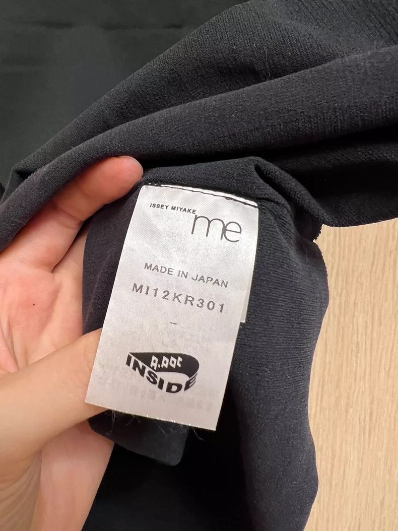 Issey Miyake Issey Miyake size:one size black tank top Size M / US 6-8 / IT 42-44 - 4 Thumbnail