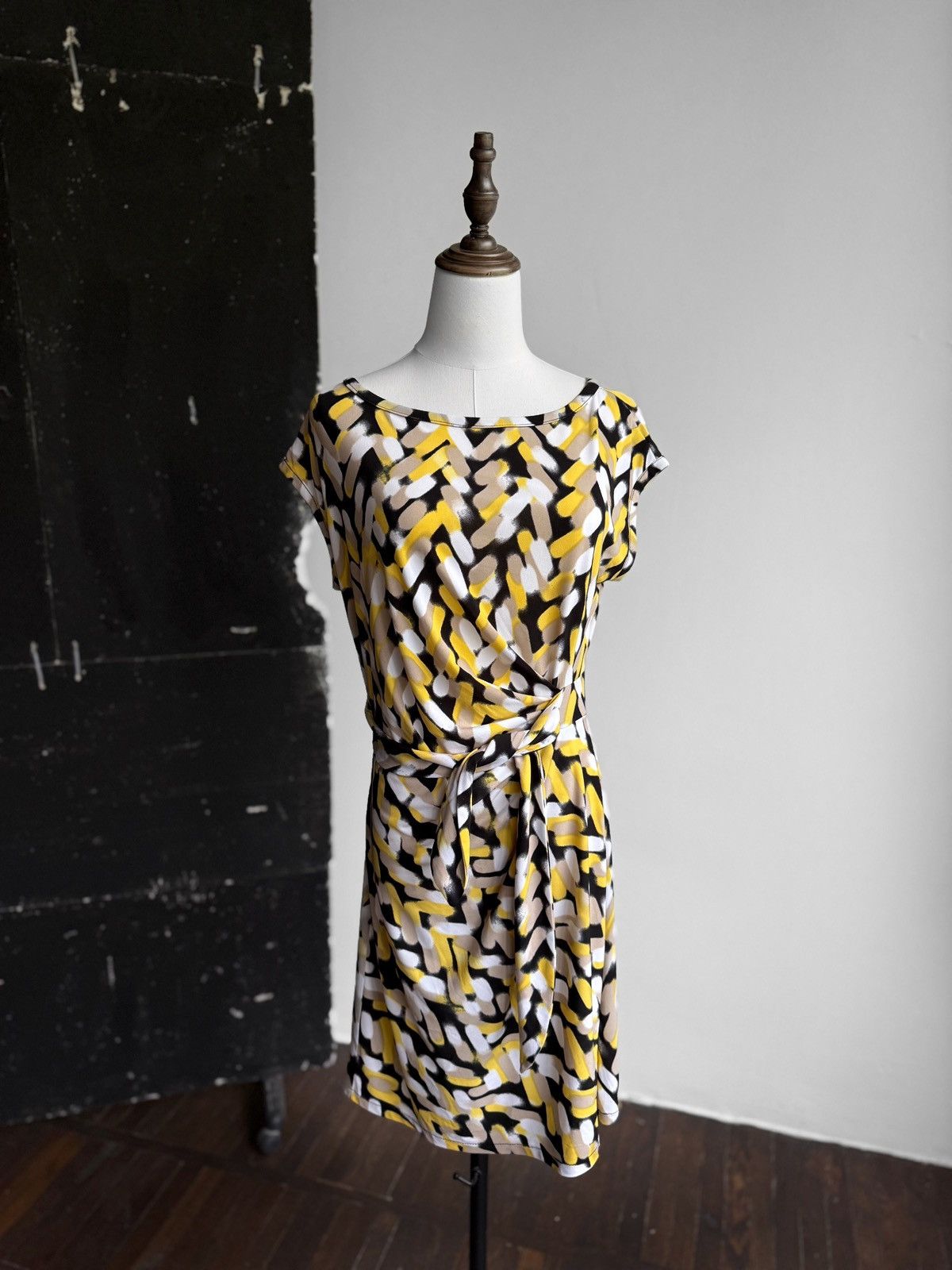 Designer × Diane von Furstenberg Diane Von Furstenberg Vintage 00s Silk Jersey Short Dress Size M / US 6-8 / IT 42-44 - 4 Thumbnail