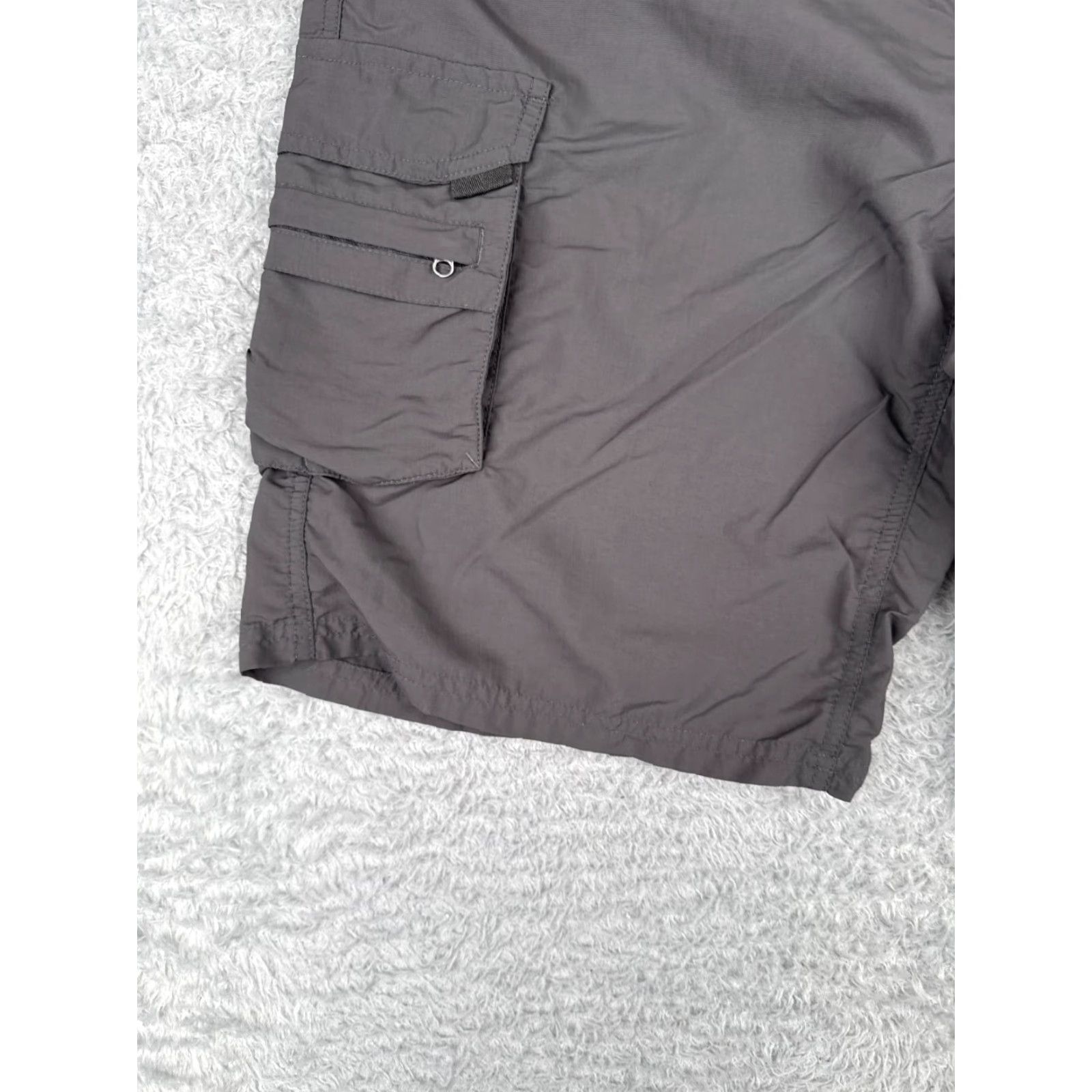 Vintage REI Shorts Women 12 Gray Cargo 100% Nylon Blend Hiking Camping Outdoor 32x9 Cargo Pocket Pockets Size 34" / US 12 / IT 48 - 3 Thumbnail