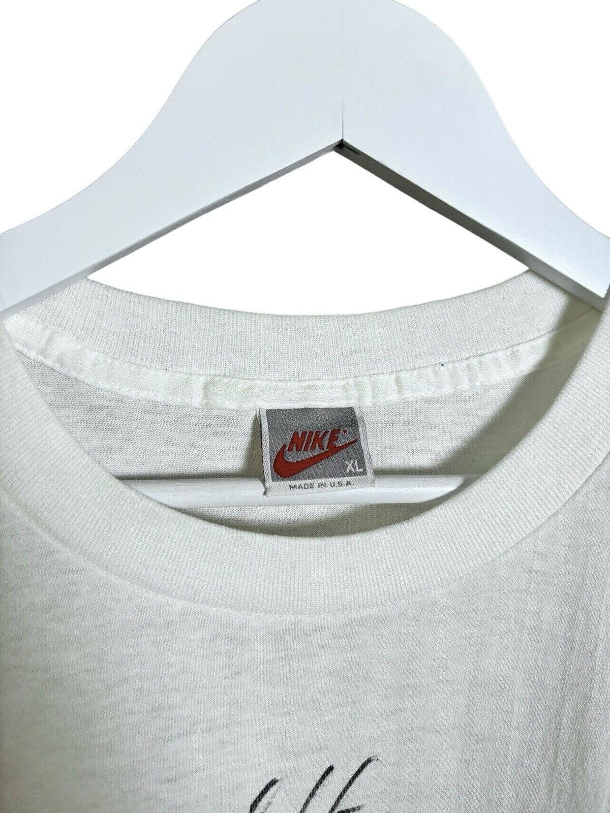 Nike Vintage Nike John Stockton Barcelona Autographed T-shirt XL Size US XL / EU 56 / 4 - 8 Thumbnail