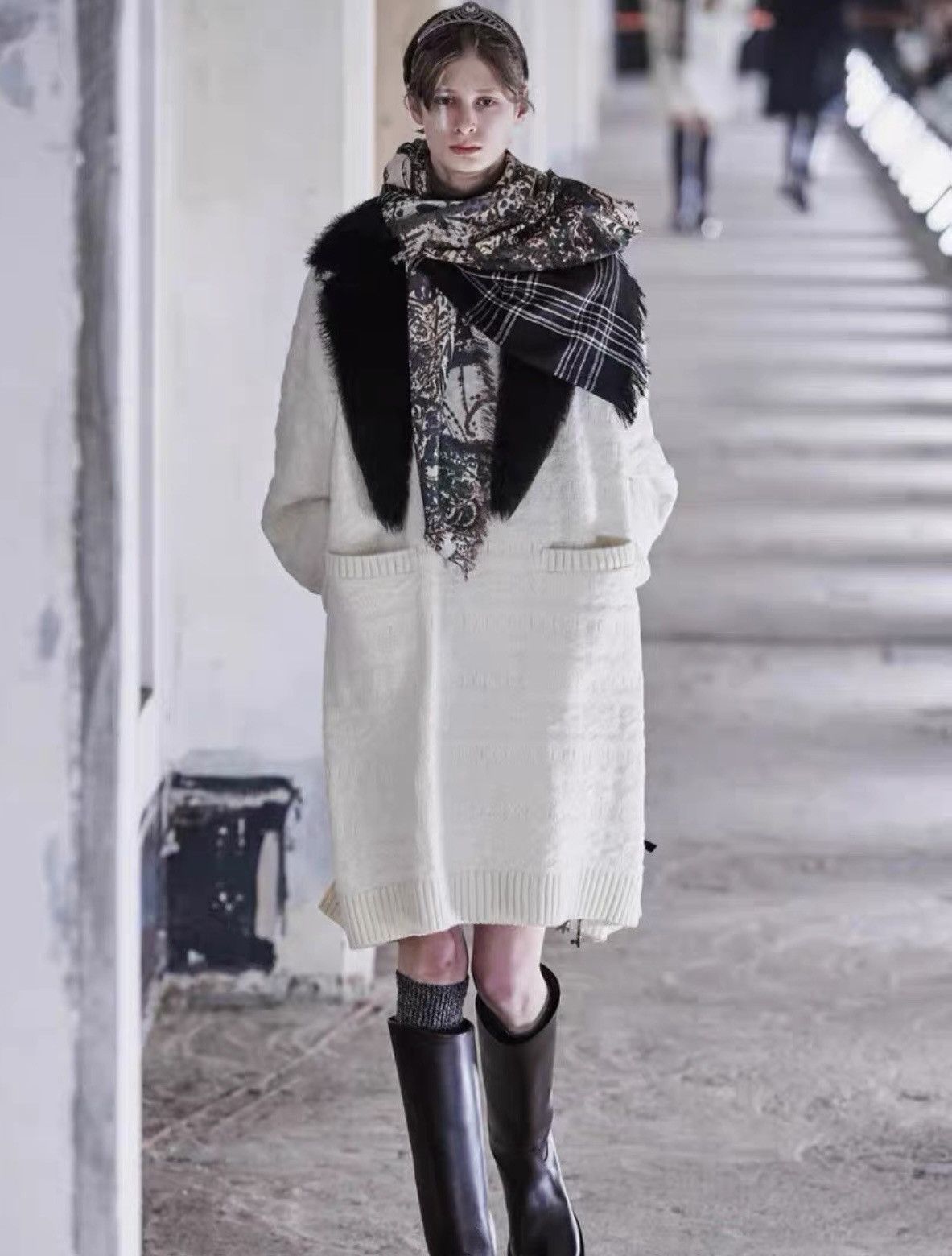 Takahiromiyashita The Soloist. TAKAHIROMIYASHITA THE SOLOIST white sweater Size US S / EU 44-46 / 1 - 7 Thumbnail