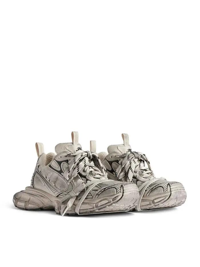 Balenciaga o1la1rc1a0825 3XL Sneakers in Beige/Black Size US 11 / IT 41 - 2 Thumbnail
