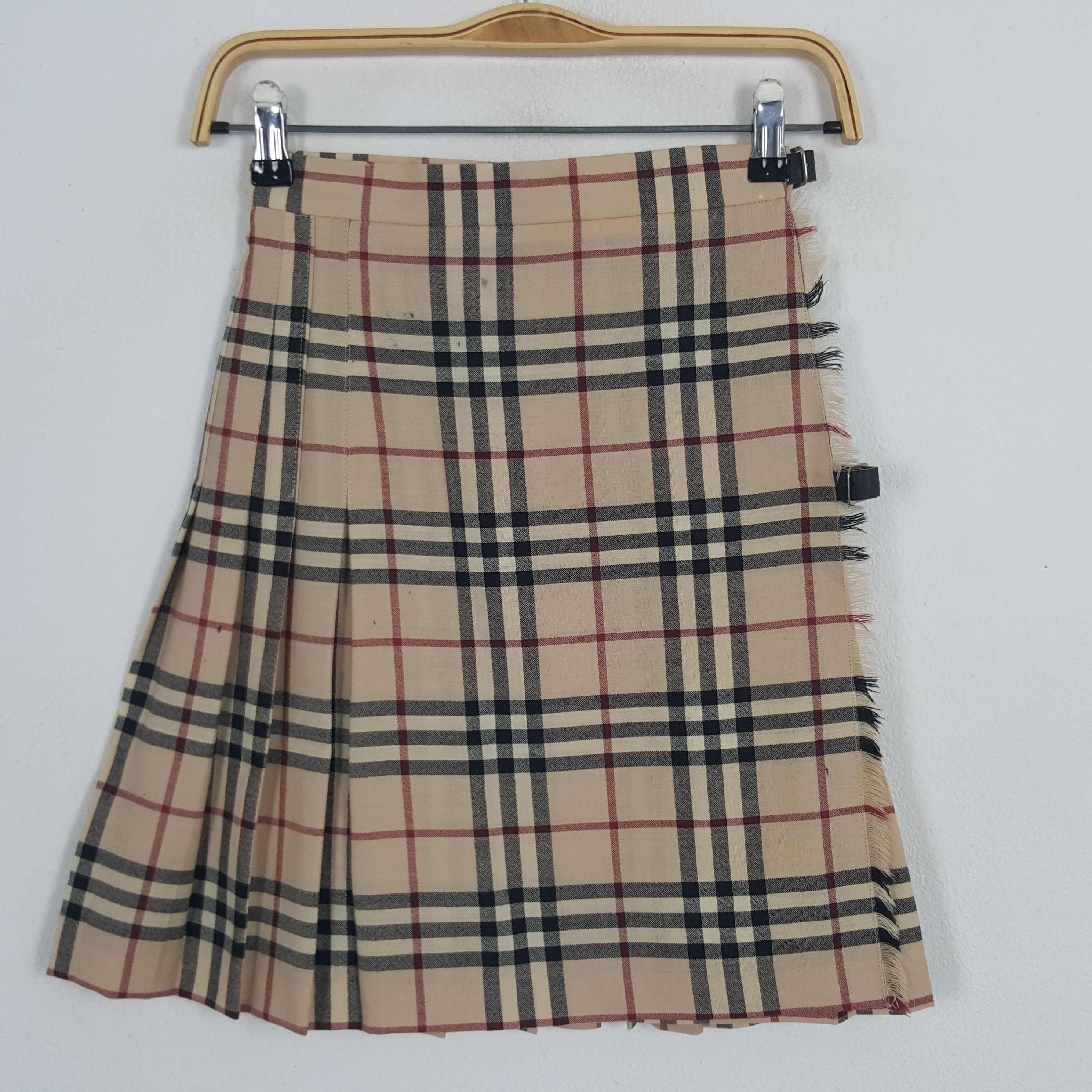 Burberry × Vintage Vintage Burberry London Nova Check Skirt Size 27" / US 4 / IT 40 - 2 Thumbnail