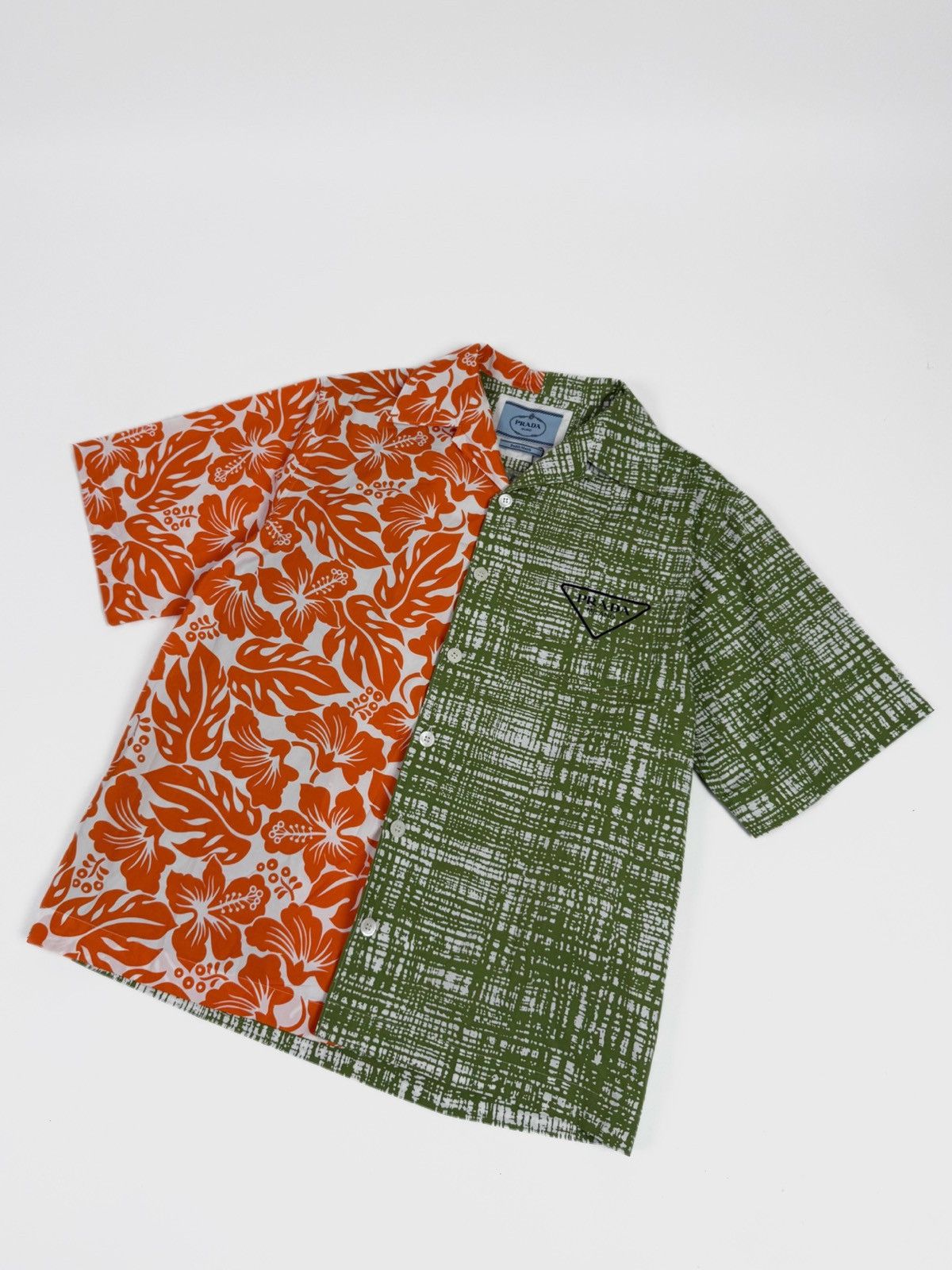 Prada SS2023 Double Match Cotton Shirt Size US M / EU 48-50 / 2 - 1 Thumbnail