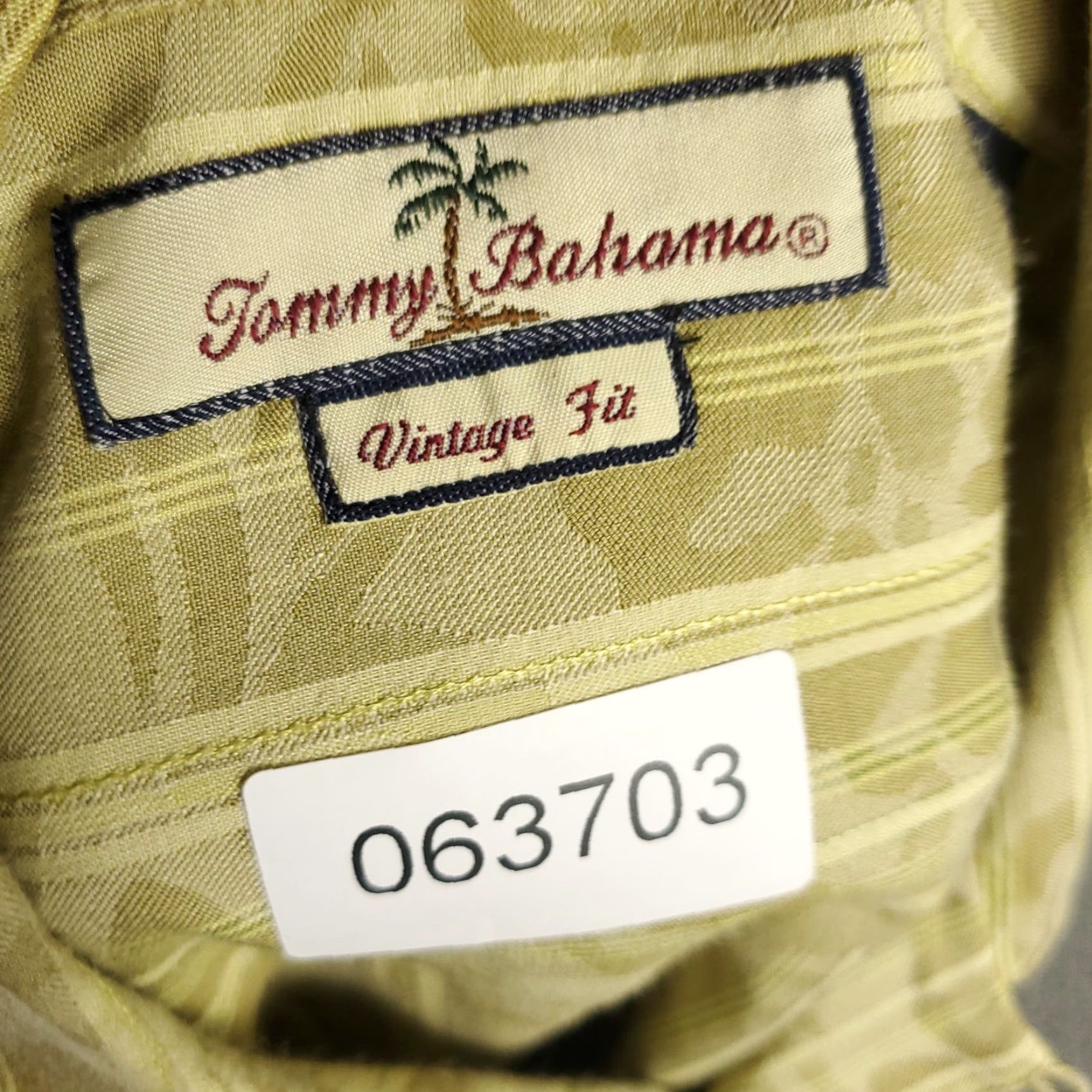 Tommy Bahama VINTAGE Tommy Bahama Shirt Mens XL Beige/Gold Silk Hawaiian Button Up Short Sleeve Size US XL / EU 56 / 4 - 8 Thumbnail