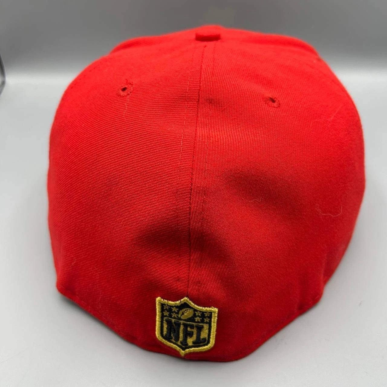 New Era Tampa Bay Buccaneers Hat Men 8 1/4 Red NFL Fitted Cap Size ONE SIZE - 8 Thumbnail
