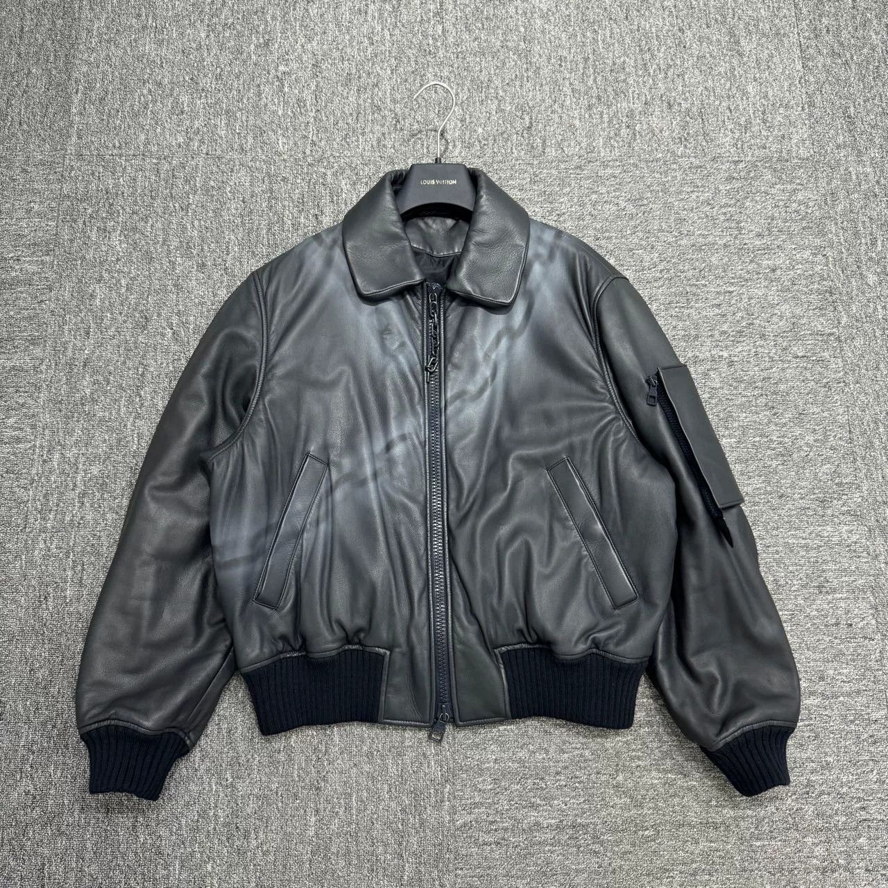 Louis Vuitton louis vuitton limited edition suede jacket Size US L / EU 52-54 / 3 - 1 Thumbnail