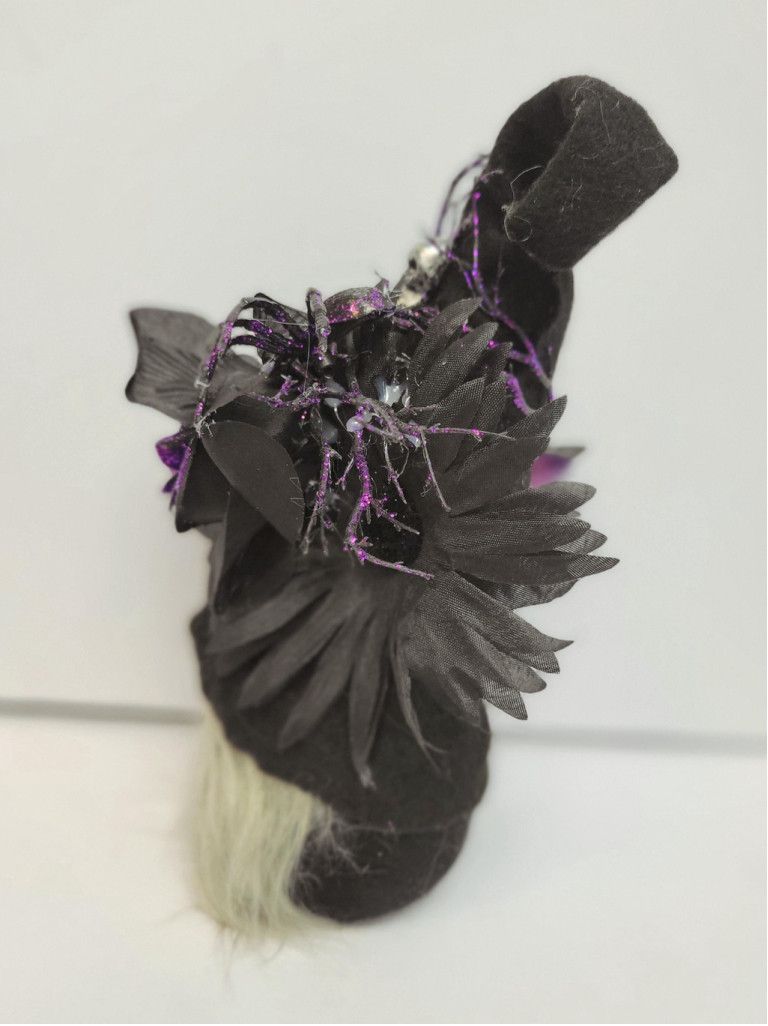 Handmade Spooky glam, dark Elegance, Halloween Gothic gnome Size ONE SIZE - 6 Thumbnail