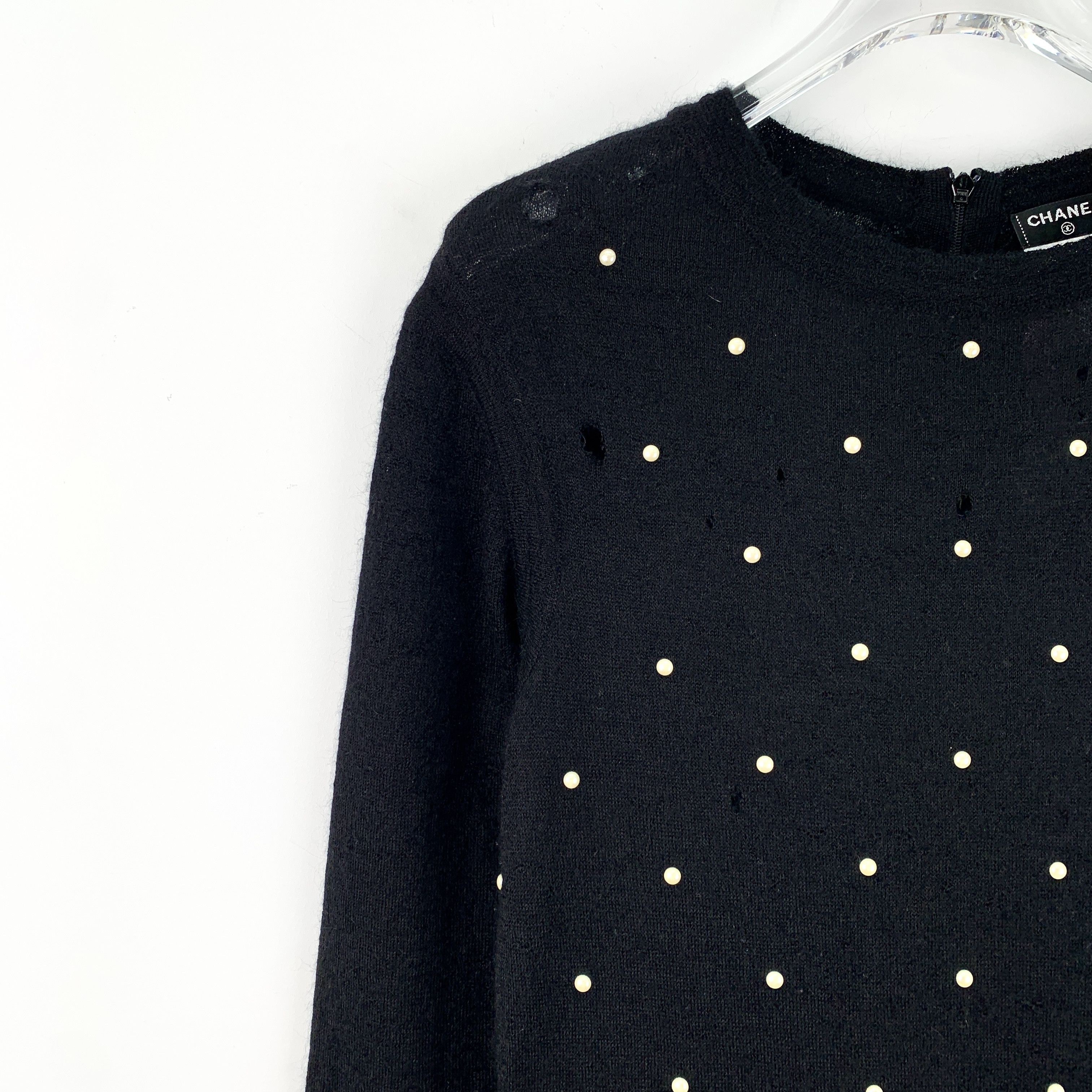 Chanel Chanel Beaded Mohair Distressed Knit Dress – Black (Size XS) Size XS / US 0-2 / IT 36-38 - 6 Thumbnail