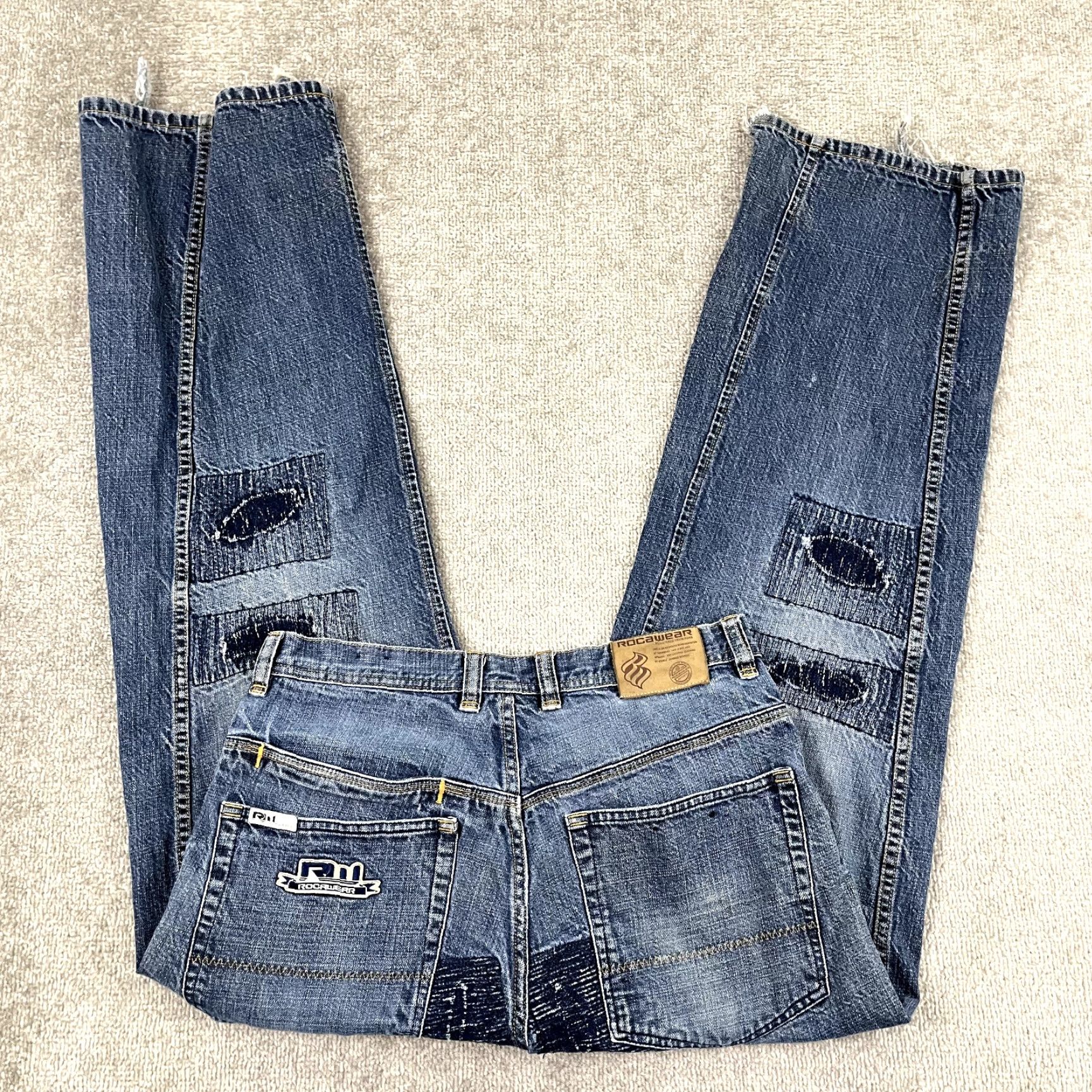 Rocawear ROCAWEAR Jeans Mens 32x31 Denim Grunge Patchwork Wide-Leg Distressed Y2K Mens Wide-Leg Jeans Blue 32 Men's Fashion Grunge Size US 32 / EU 48 - 2 Thumbnail