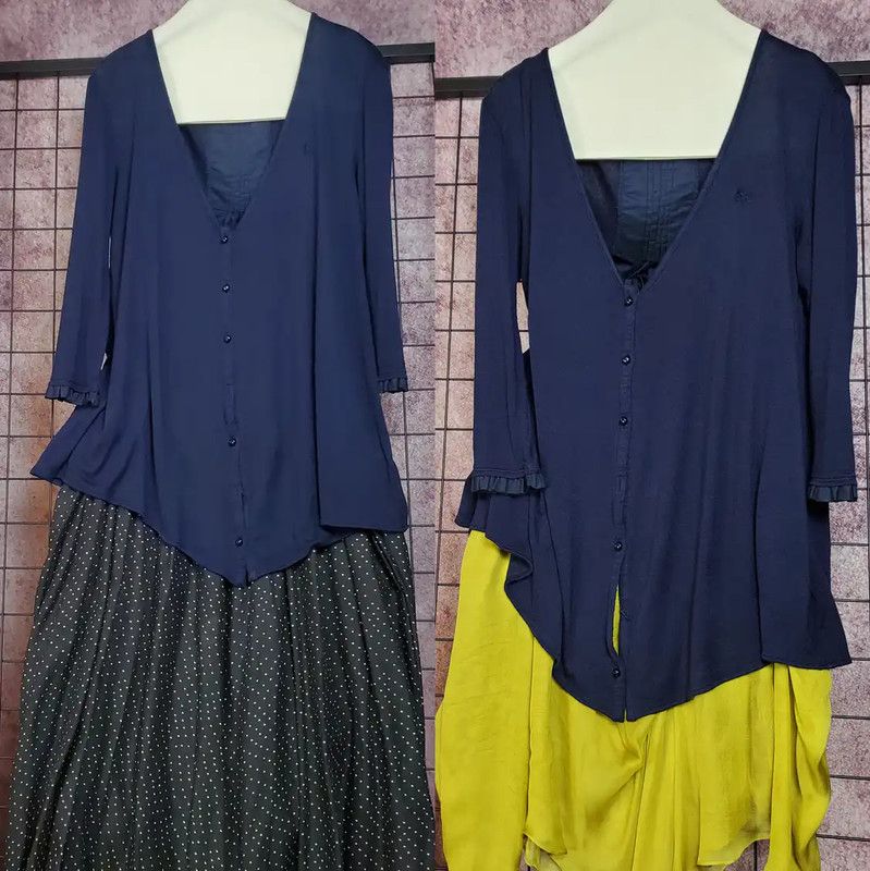 Burberry Burberry Elegant Summer Blue Long Sleeve Top Size M / US 6-8 / IT 42-44 - 1 Thumbnail