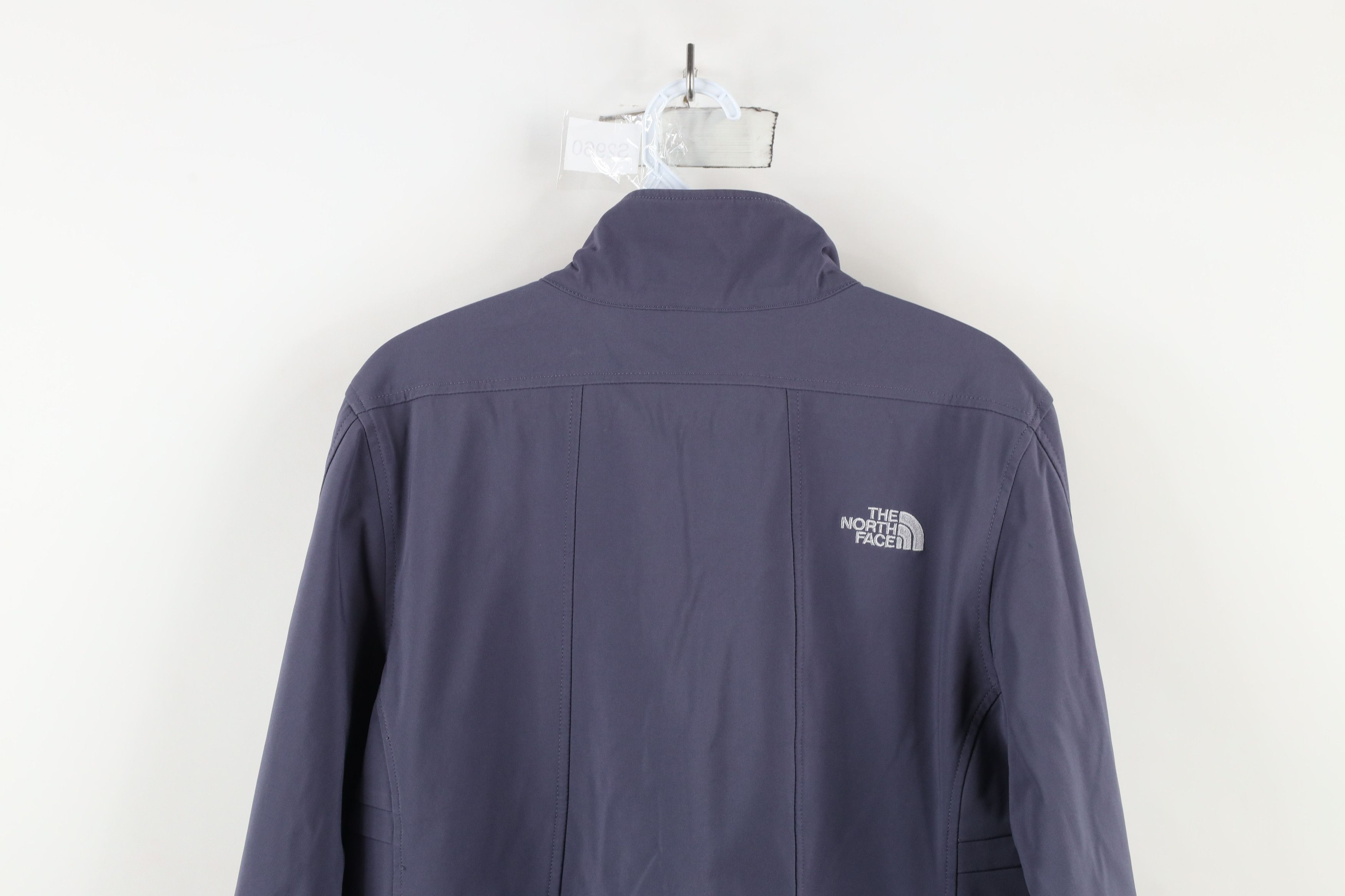The North Face × Vintage Vintage The North Face Spell Out Soft Shell Jacket Gray Size L / US 10 / IT 46 - 15 Thumbnail