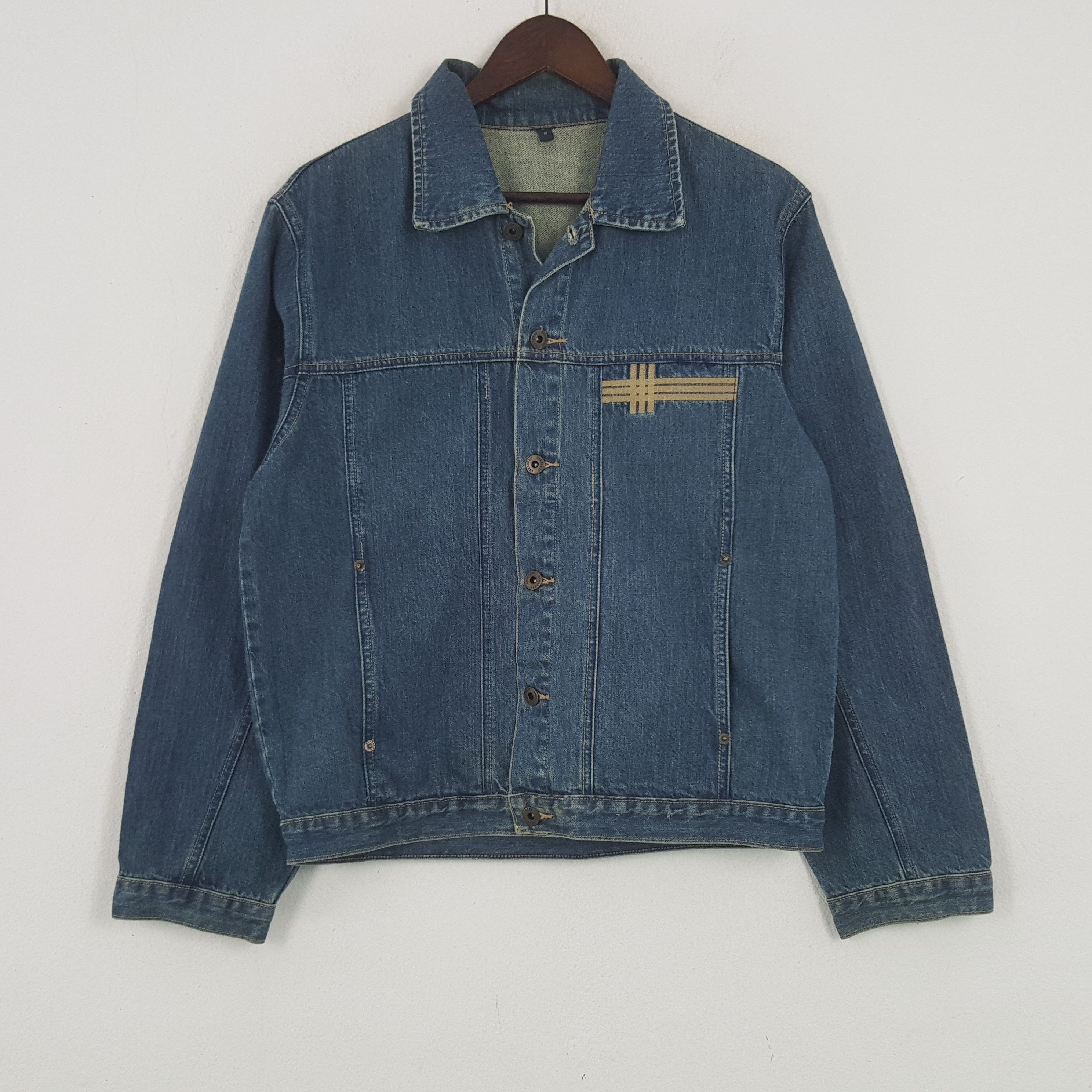 Burberry Vintage Burberry London Custom Spell Out Denim Jacket Size US S / EU 44-46 / 1 - 3 Thumbnail