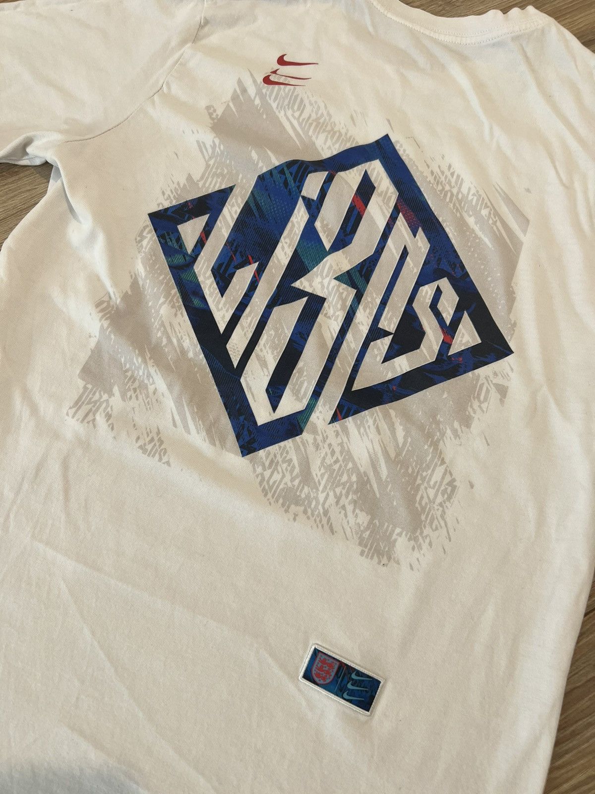 Nike T shirt Nike Swoosh England Vintage Size US S / EU 44-46 / 1 - 3 Thumbnail