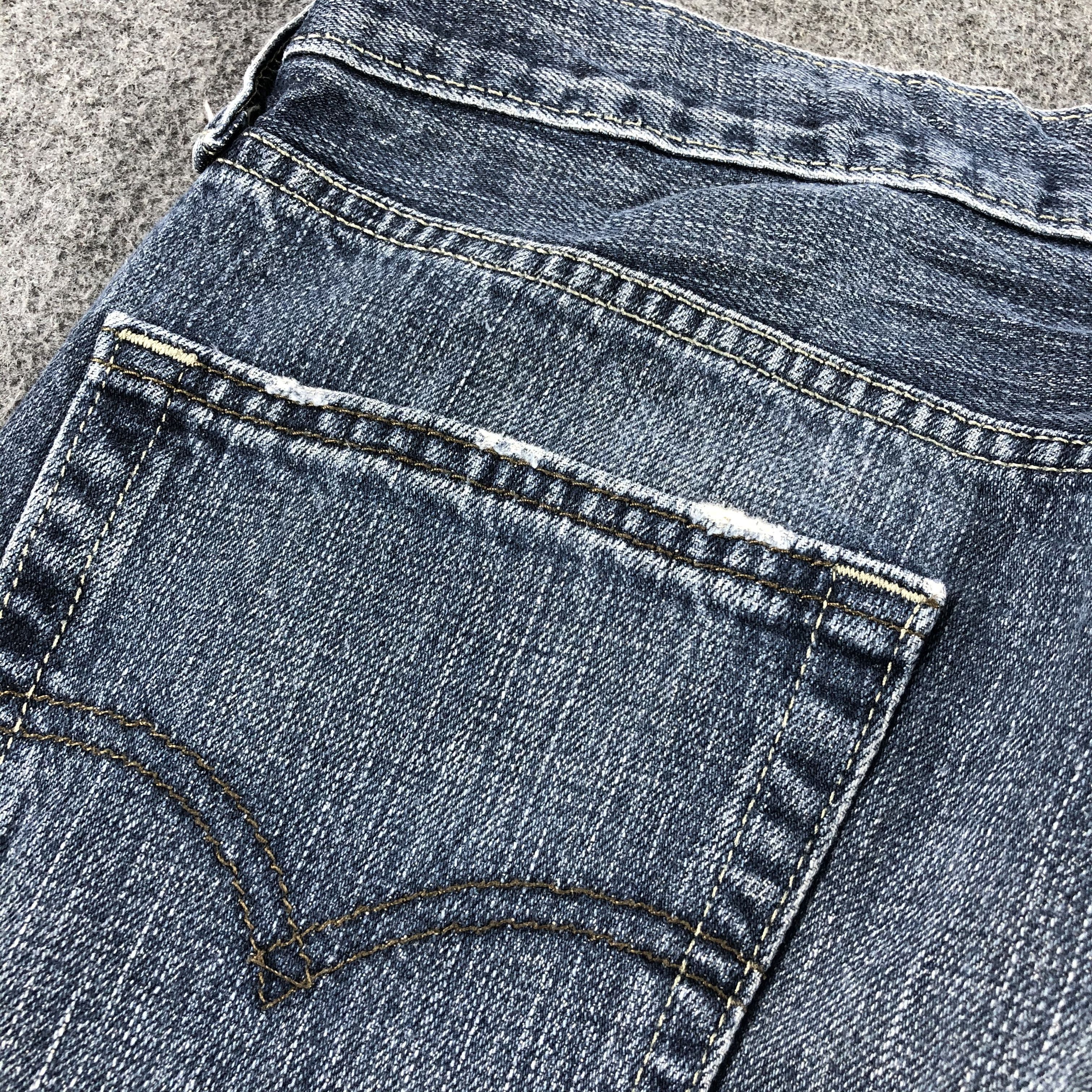Levi's Vintage Blue Wash Levis 514 Jeans-J2145 Size US 33 - 9 Thumbnail