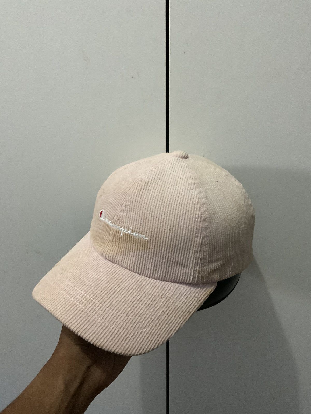 Champion Champion Corduroi Fade Pink Hat Size ONE SIZE - 1 Thumbnail