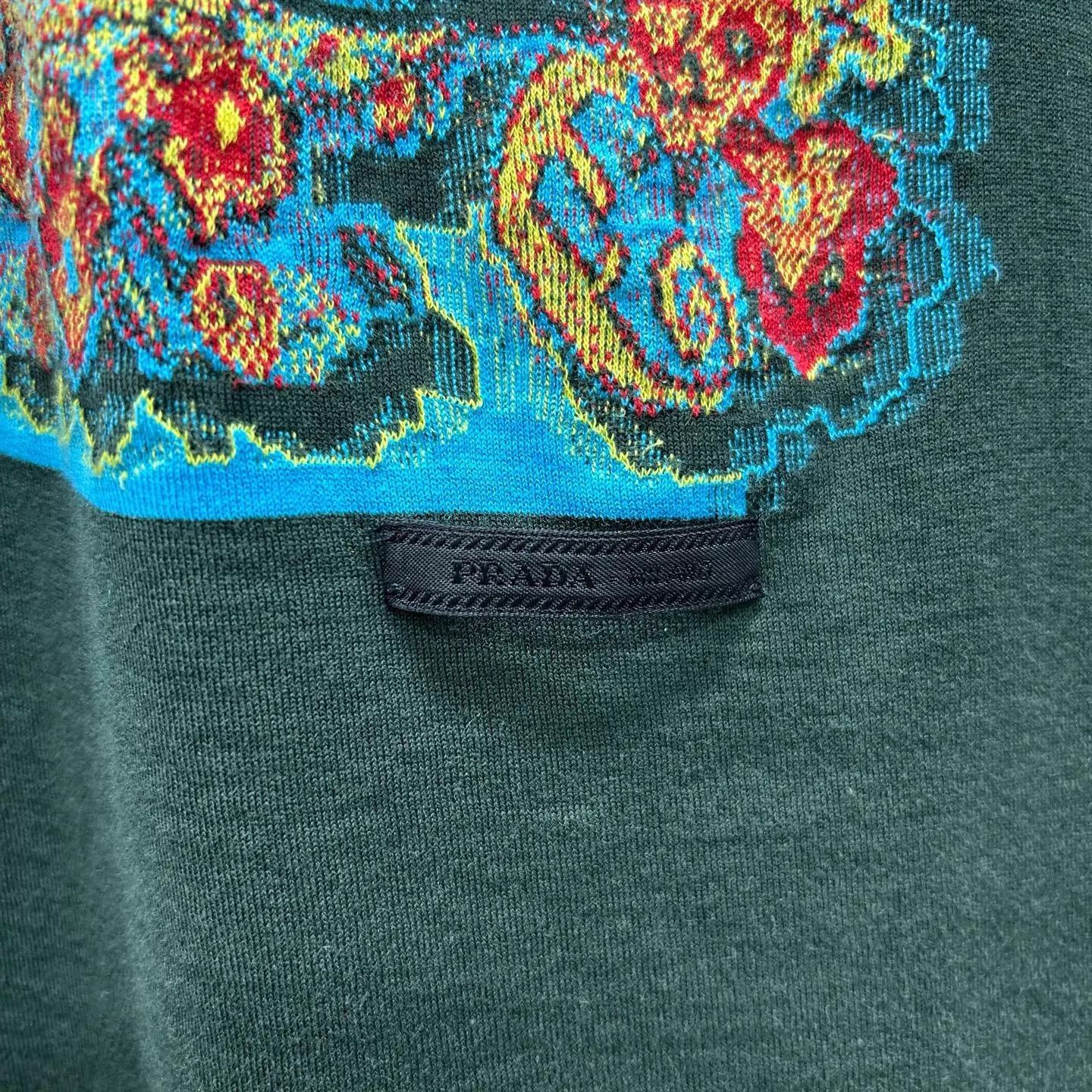 Prada Prada 98 new color blocked chest print short sleeve L Size US L / EU 52-54 / 3 - 3 Thumbnail