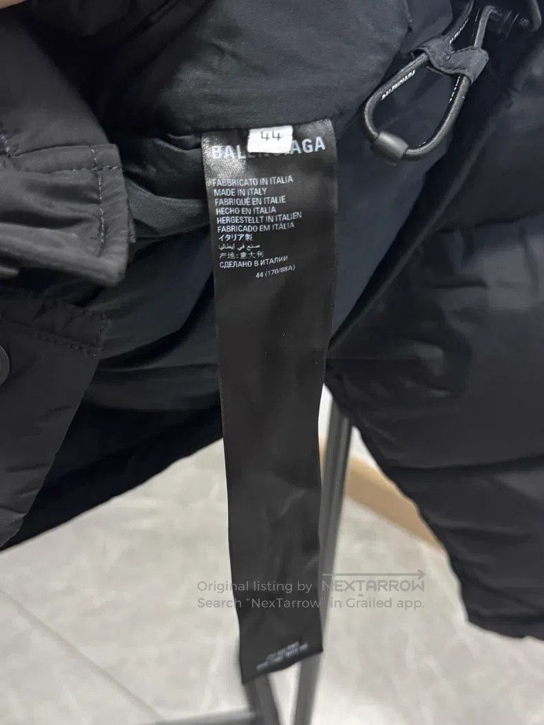 Balenciaga Balenciaga Black Puffer Jacket with Three Stripes on the S Size US S / EU 44-46 / 1 - 7 Thumbnail