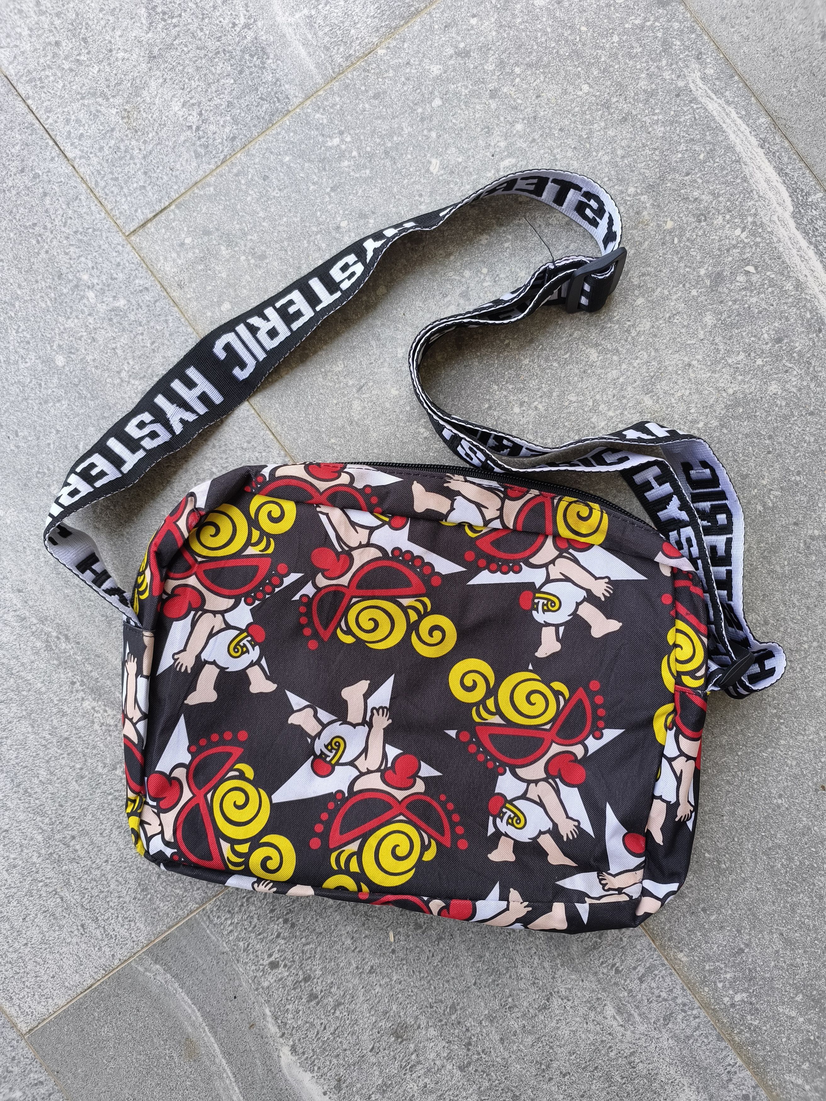 Hysteric Glamour Hysteric Glamour Magazine Sling Bag Size ONE SIZE - 5 Thumbnail