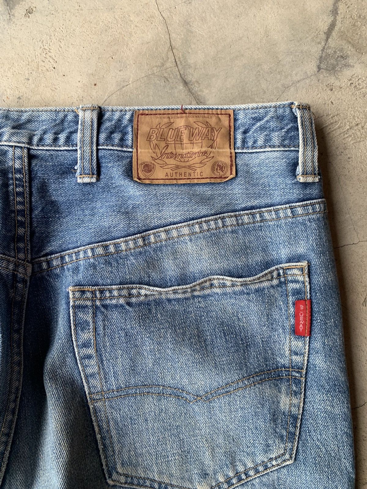 Blue Blue Japan VINTAGE BLUE WAY JEAN JAPAN 🇯🇵🇯🇵. Size US 35 - 6 Thumbnail