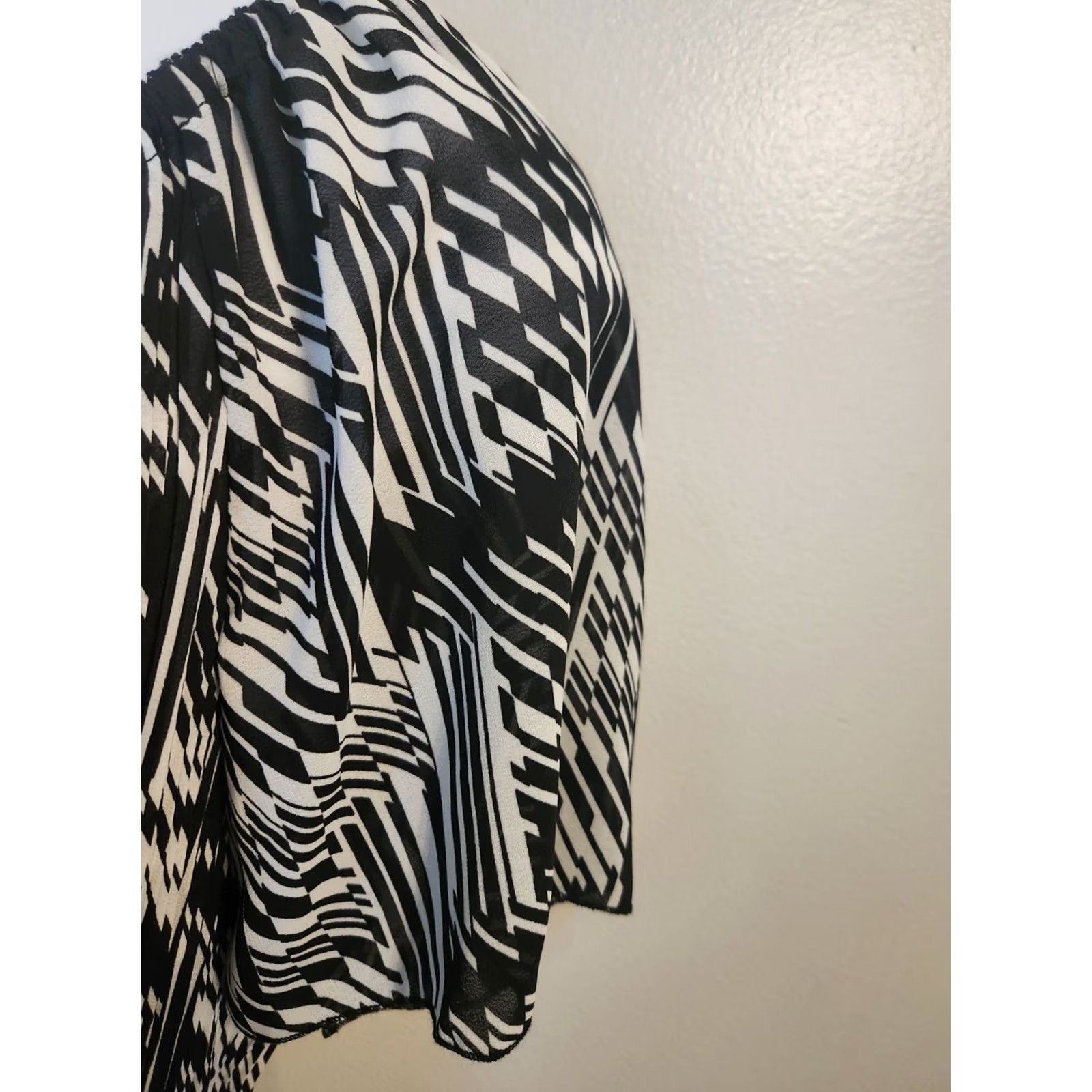 Avenue VINTAGE Avenue Geometric Print Blouse Shirt? Size XXL / US 16-18 / IT 52-54 - 4 Thumbnail